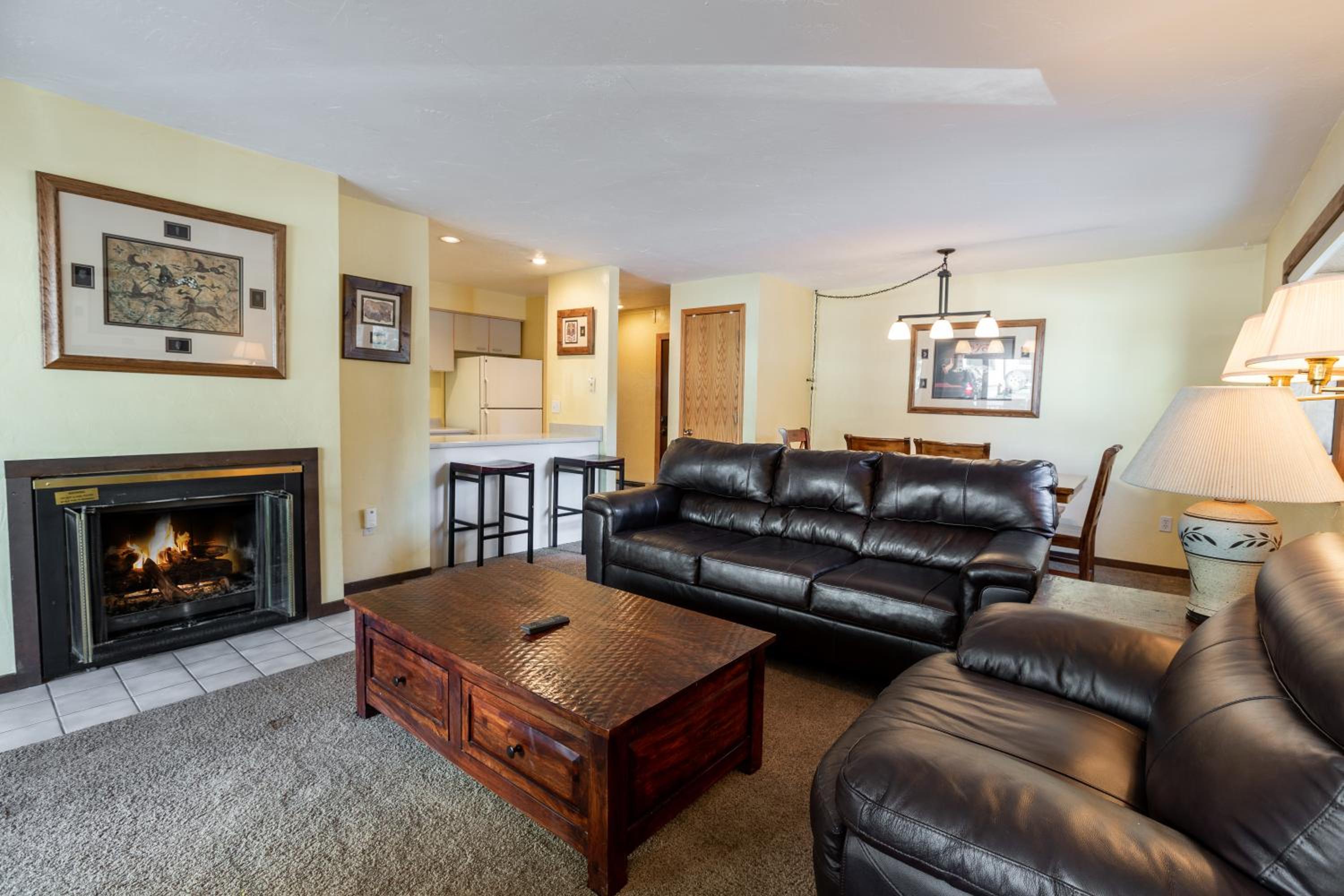 Breakaway West - Studio, 2,3 Bedrooms by Vail Realty