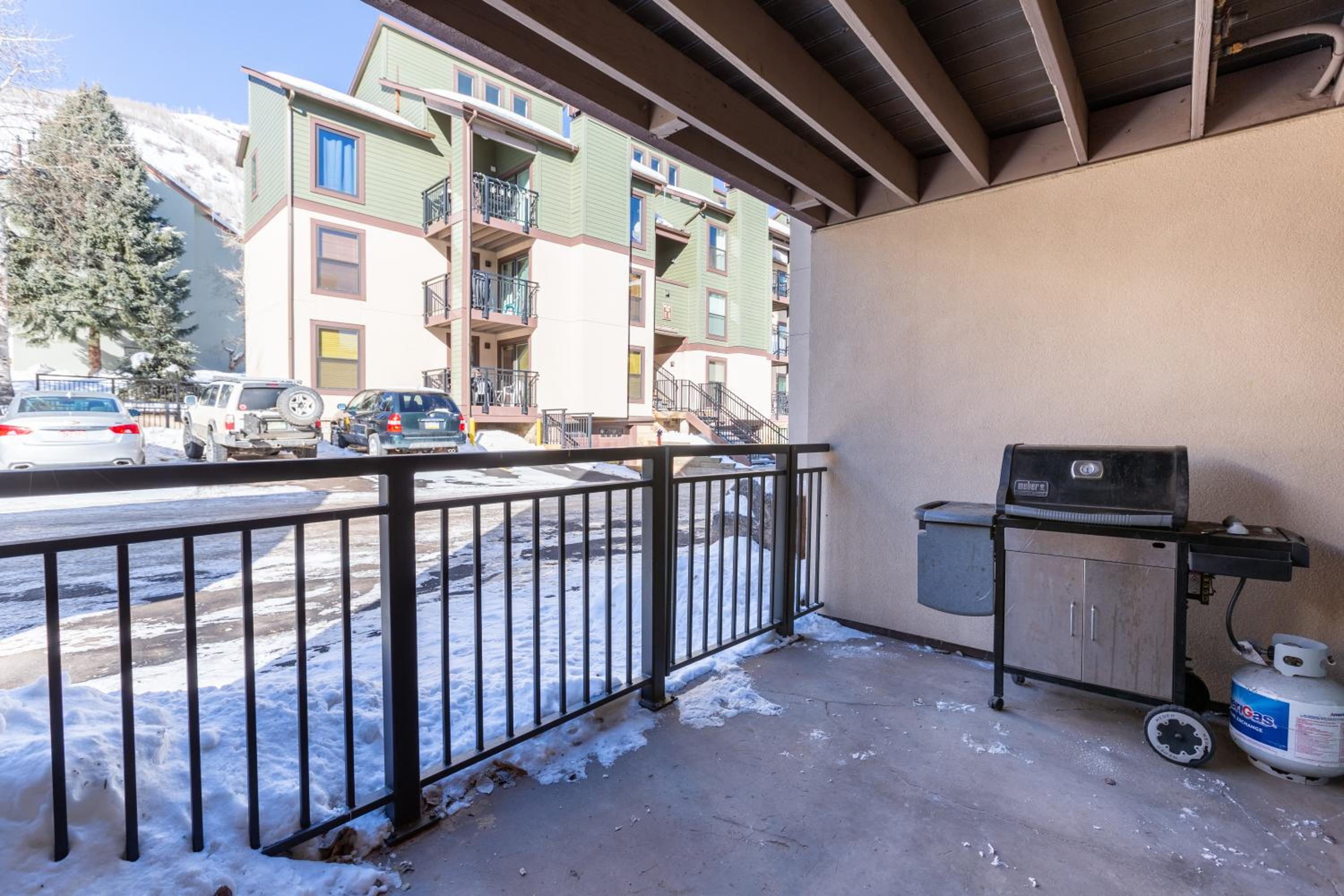 Breakaway West - Studio, 2,3 Bedrooms by Vail Realty