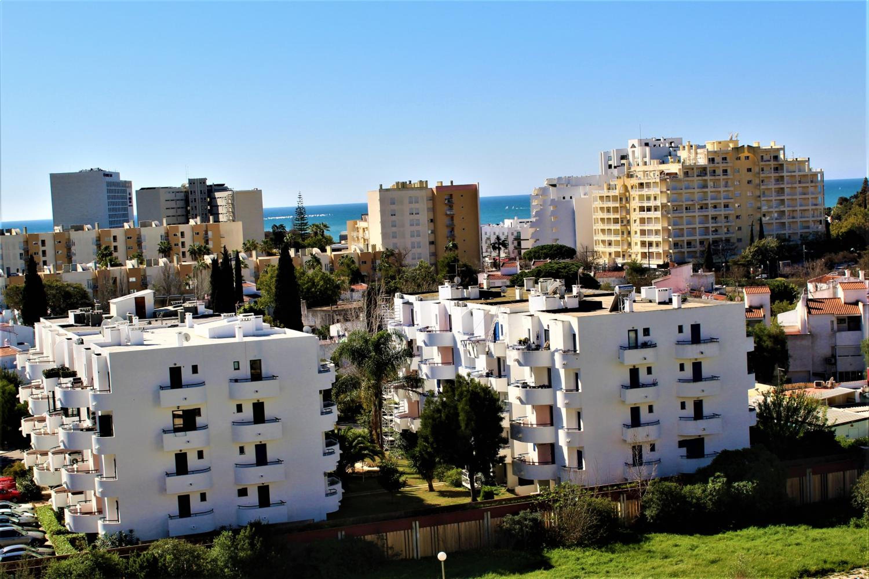 SuiteOn7th Vilamoura Panoramic Sunset View Balcony Suite