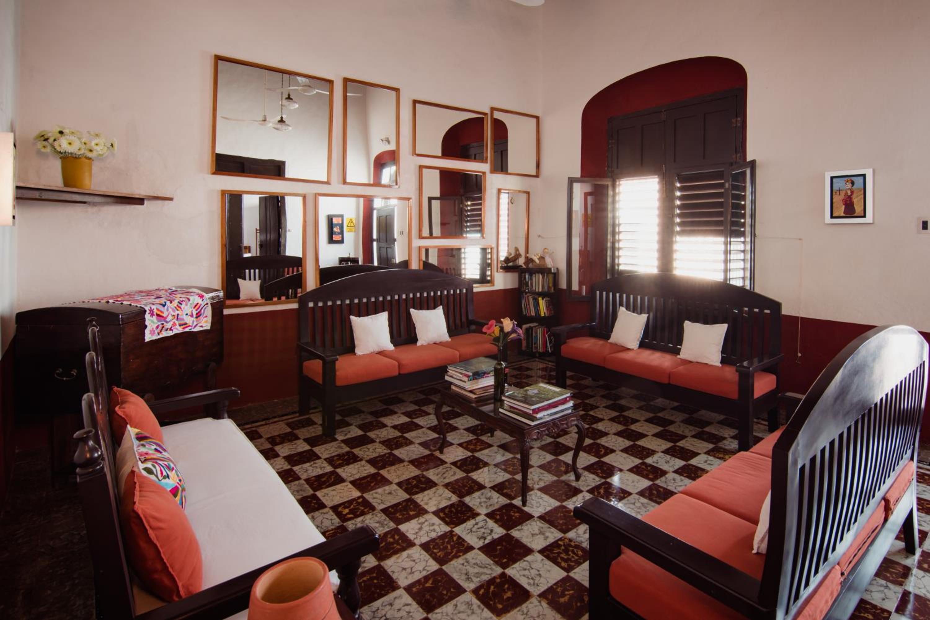 lounge
