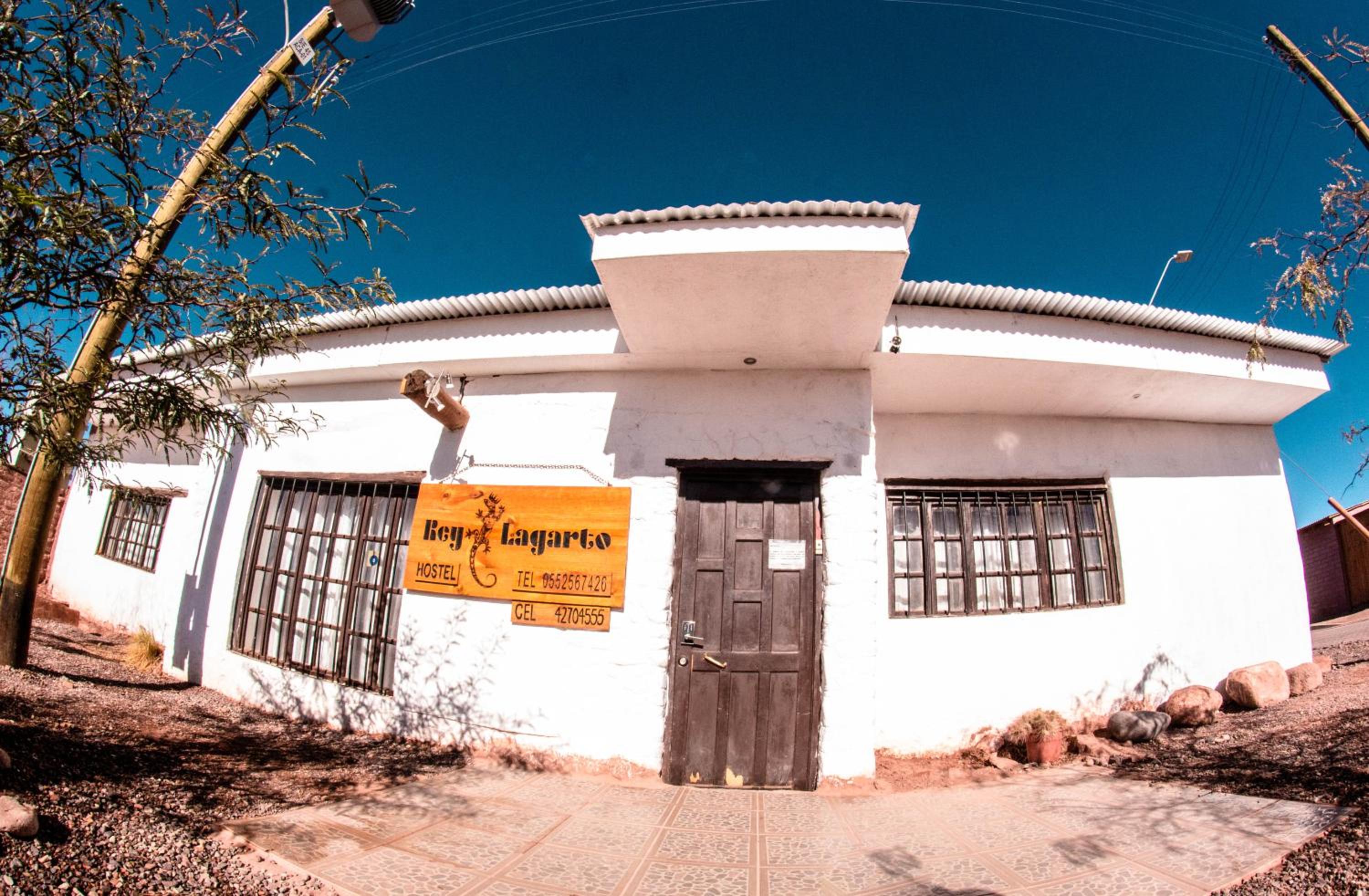 Rey Lagarto Hostel