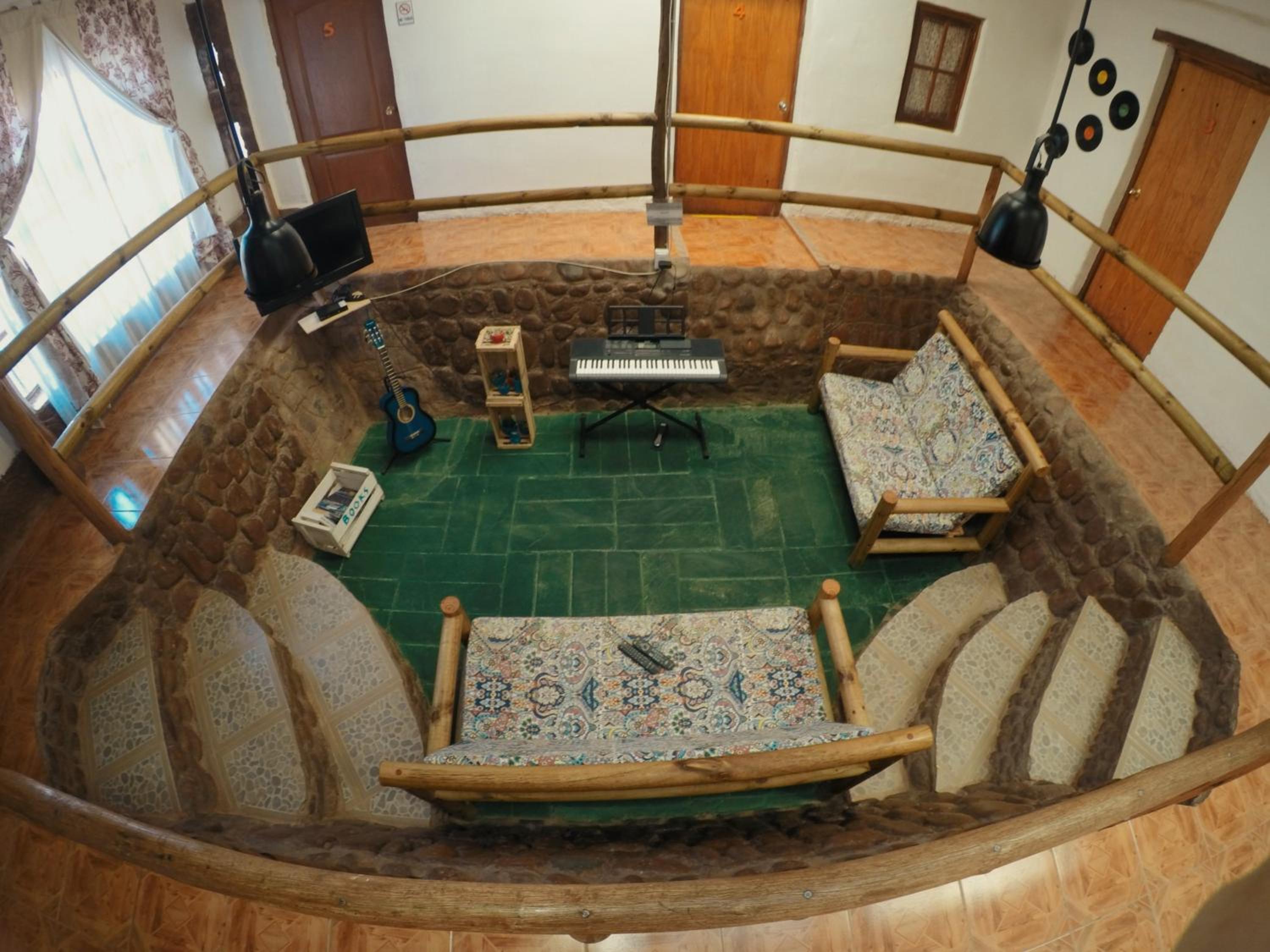 Rey Lagarto Hostel