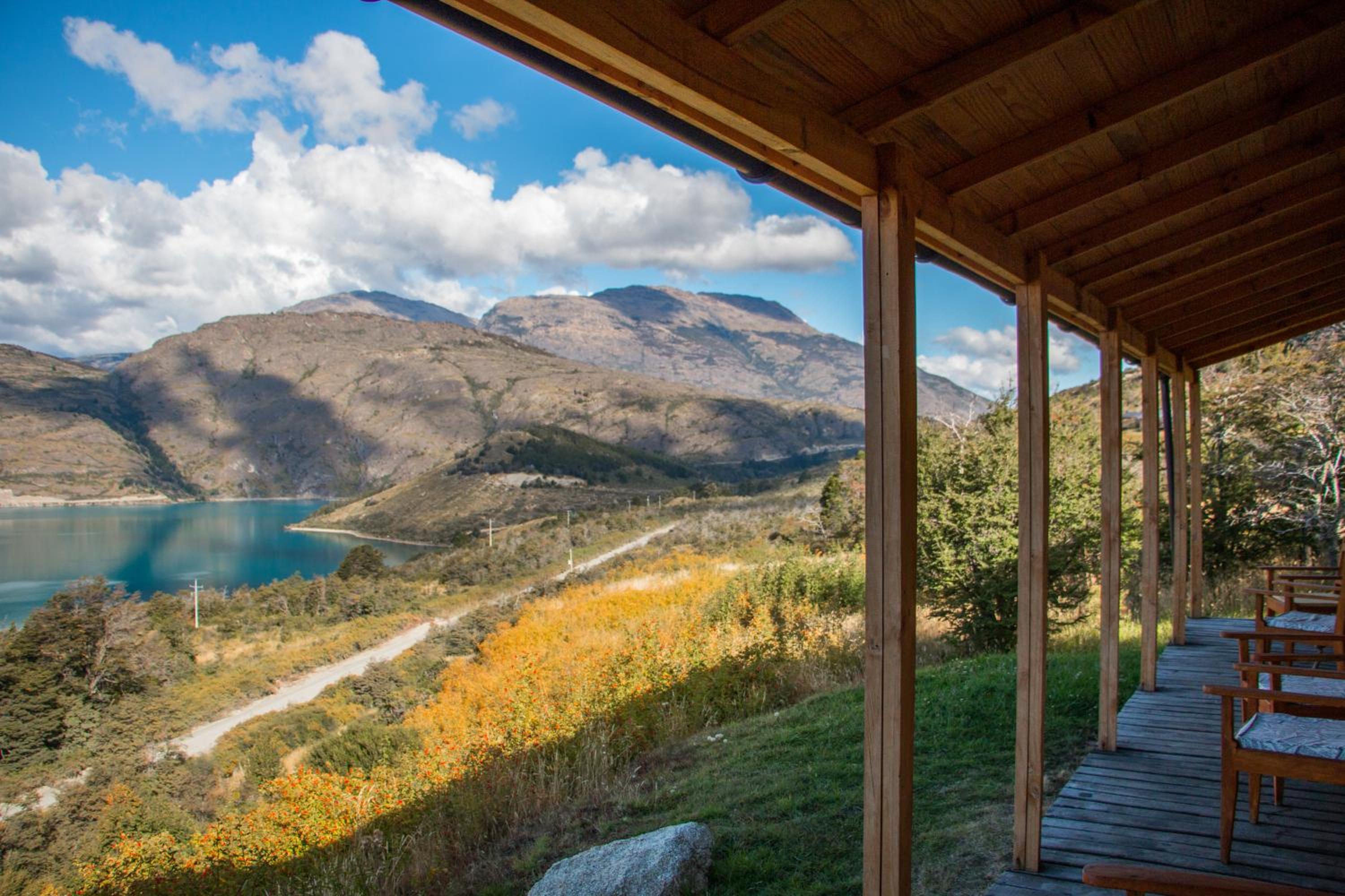 Mallin Colorado Ecolodge