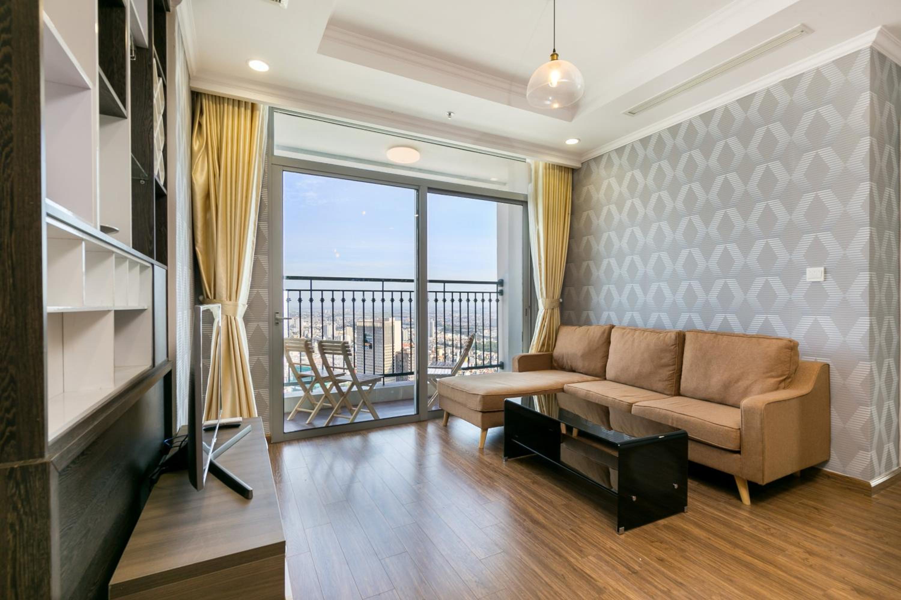 The Luxe Nest Landmark 81