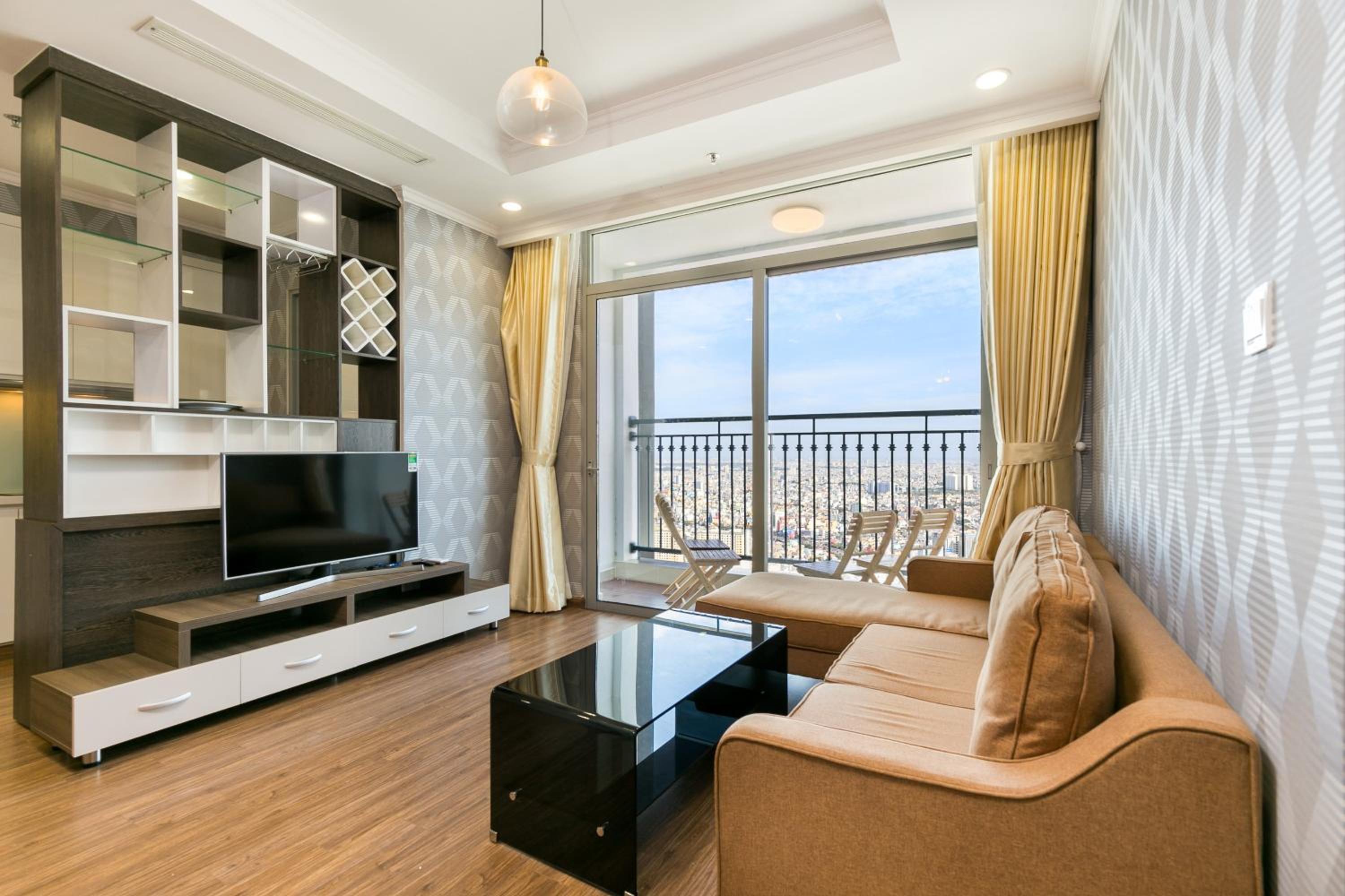 The Luxe Nest Landmark 81