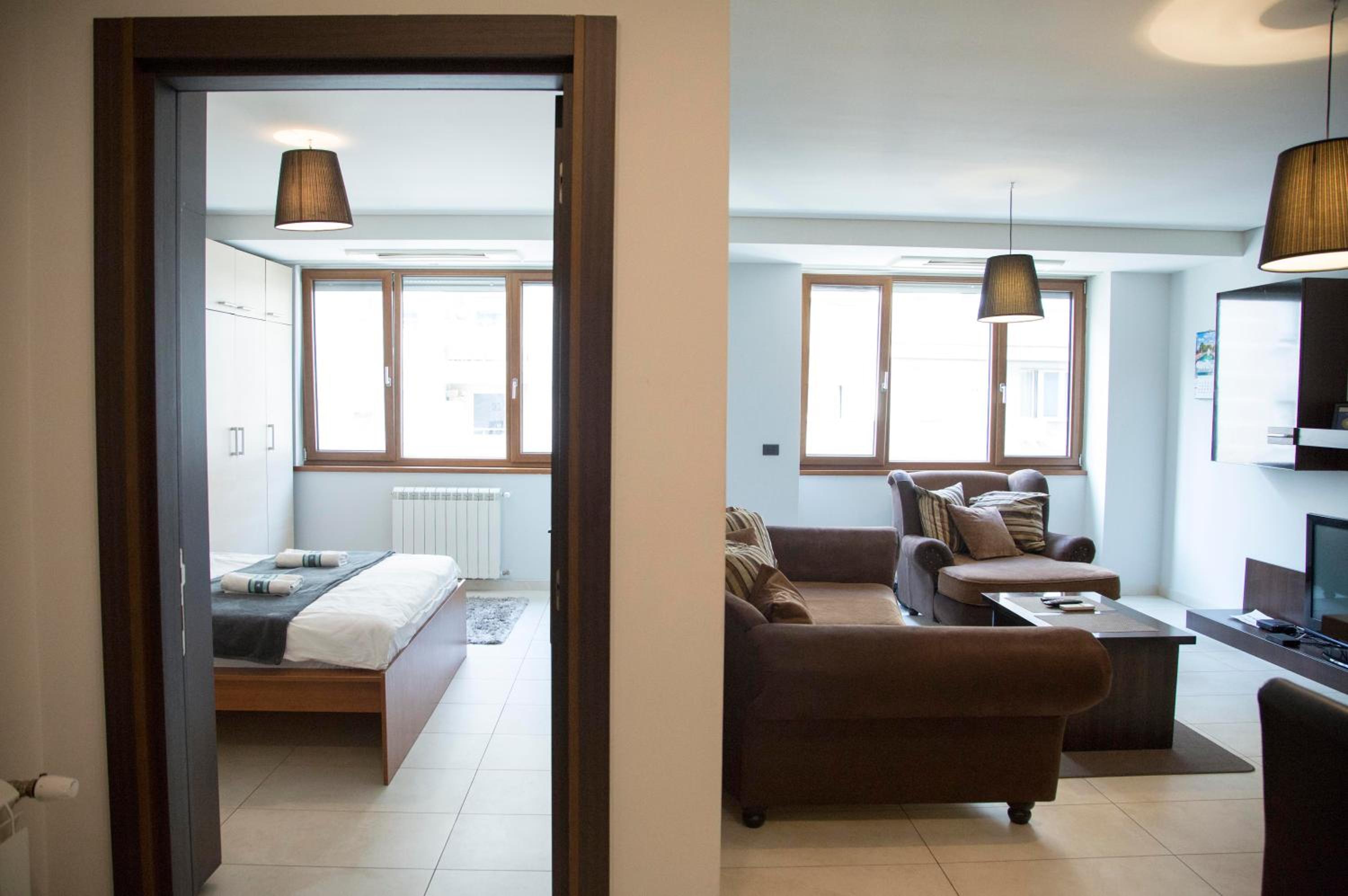 Ahoy Luxury Apartment view 4