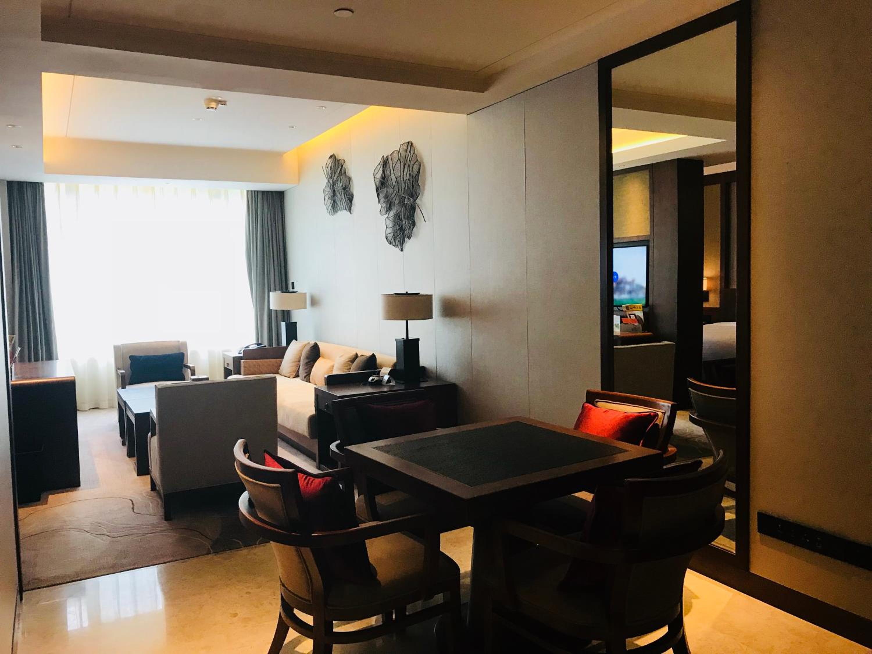 Howard Johnson Neodalle Resort Zhangjiajie