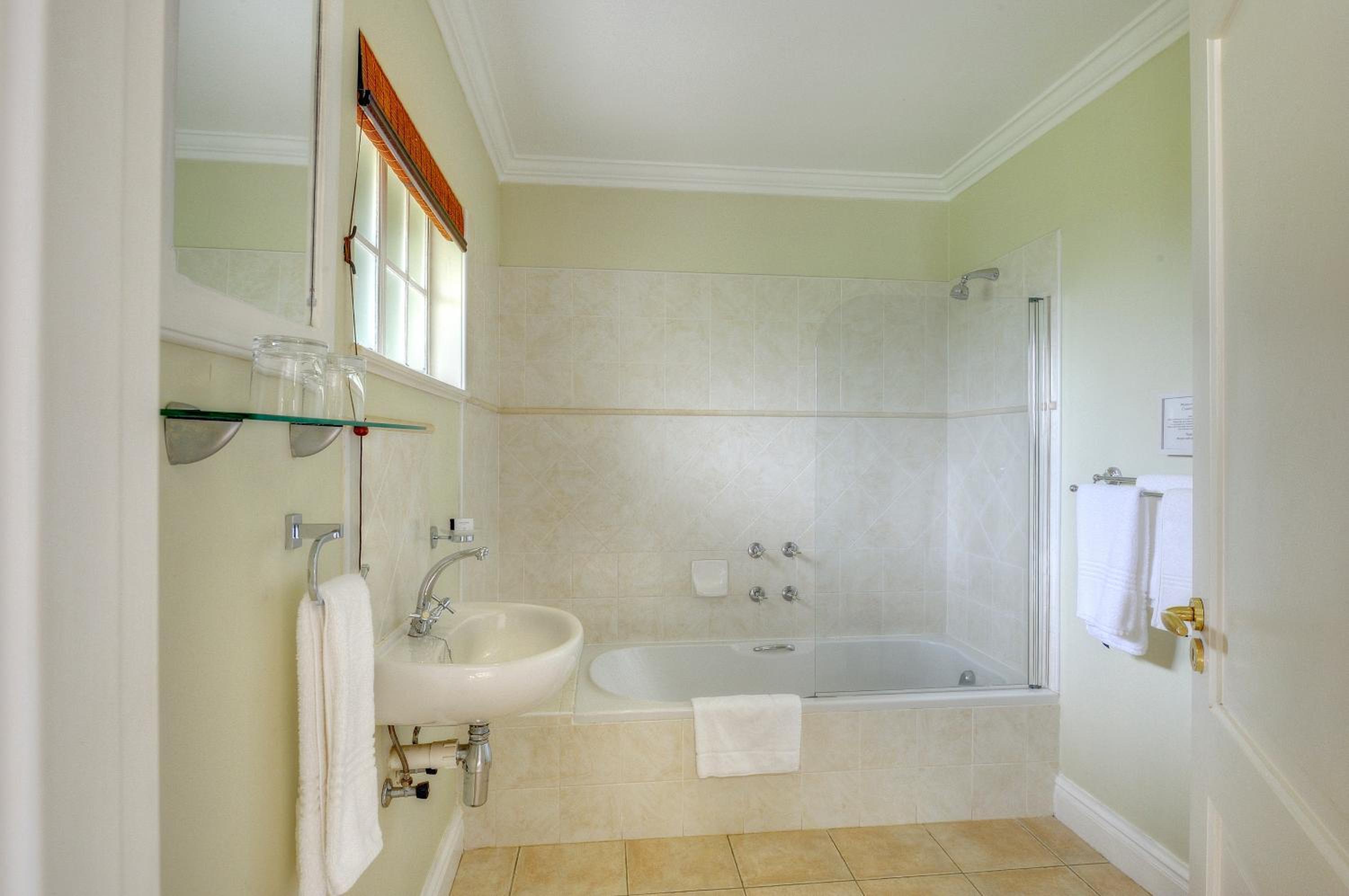 Moorcroft Manor Boutique Country Hotel