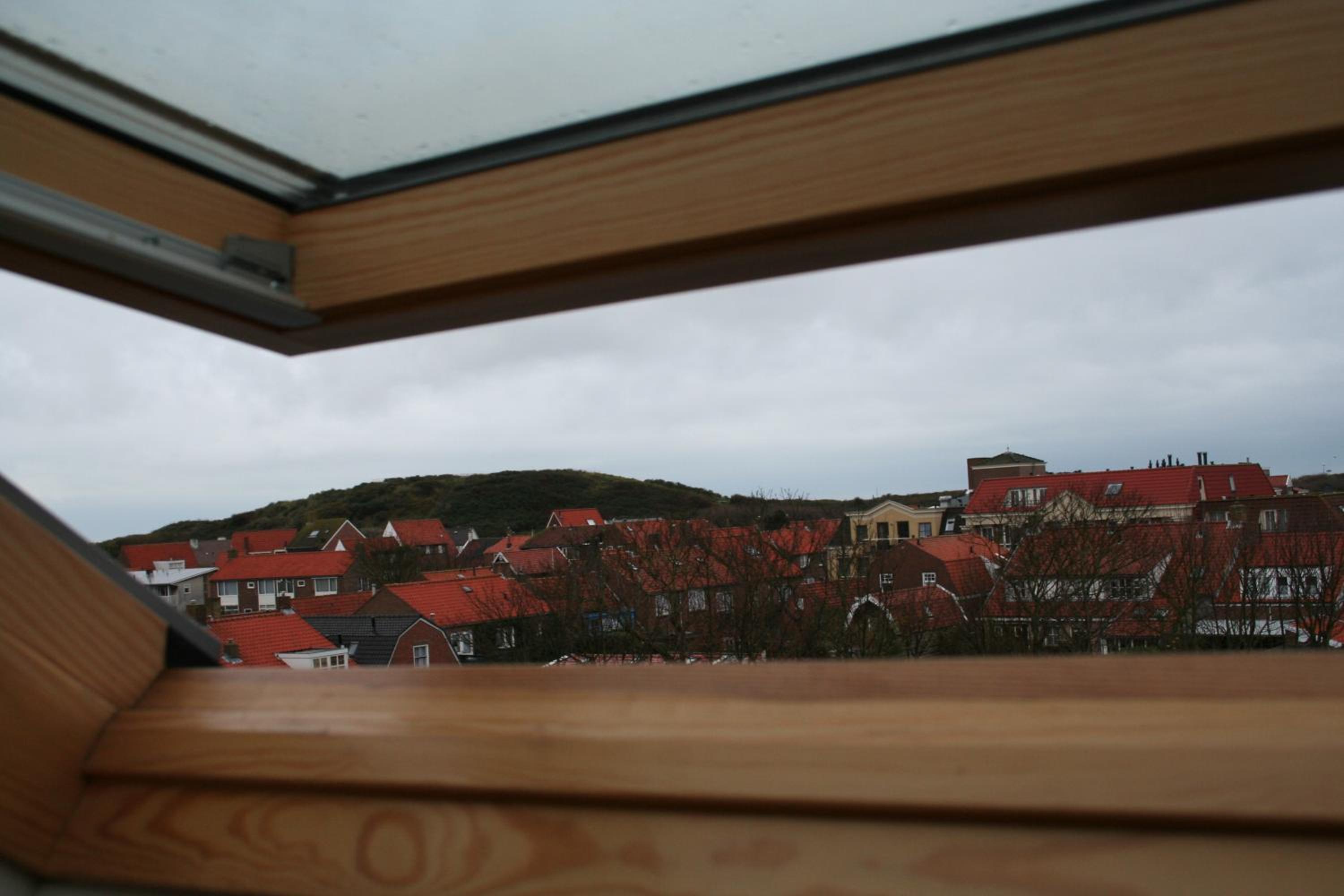 Koetsementen appartementen met strandcabine view 2