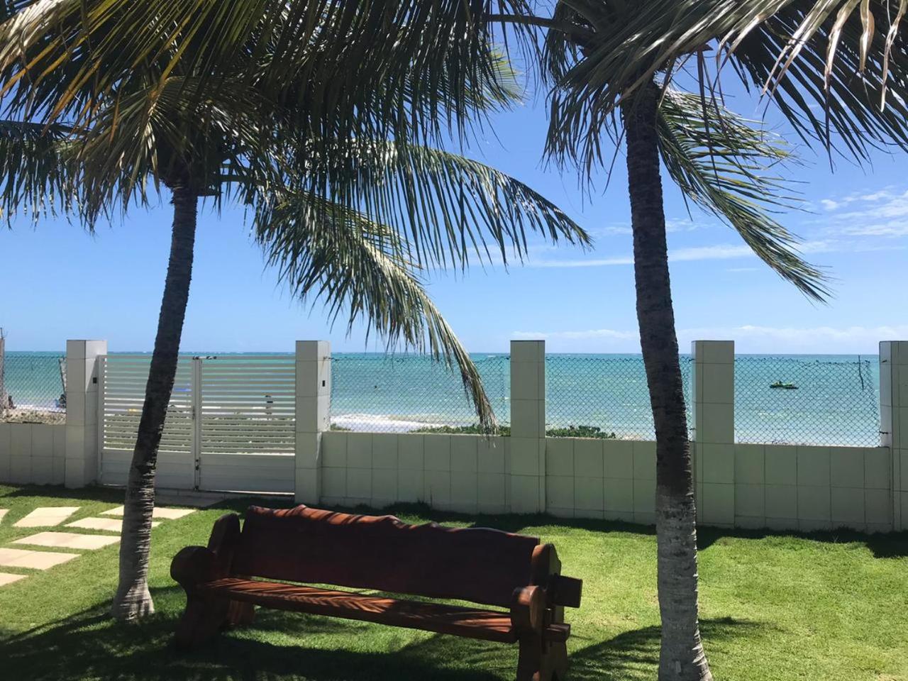 Ampla Casa na beira mar de Maragogi