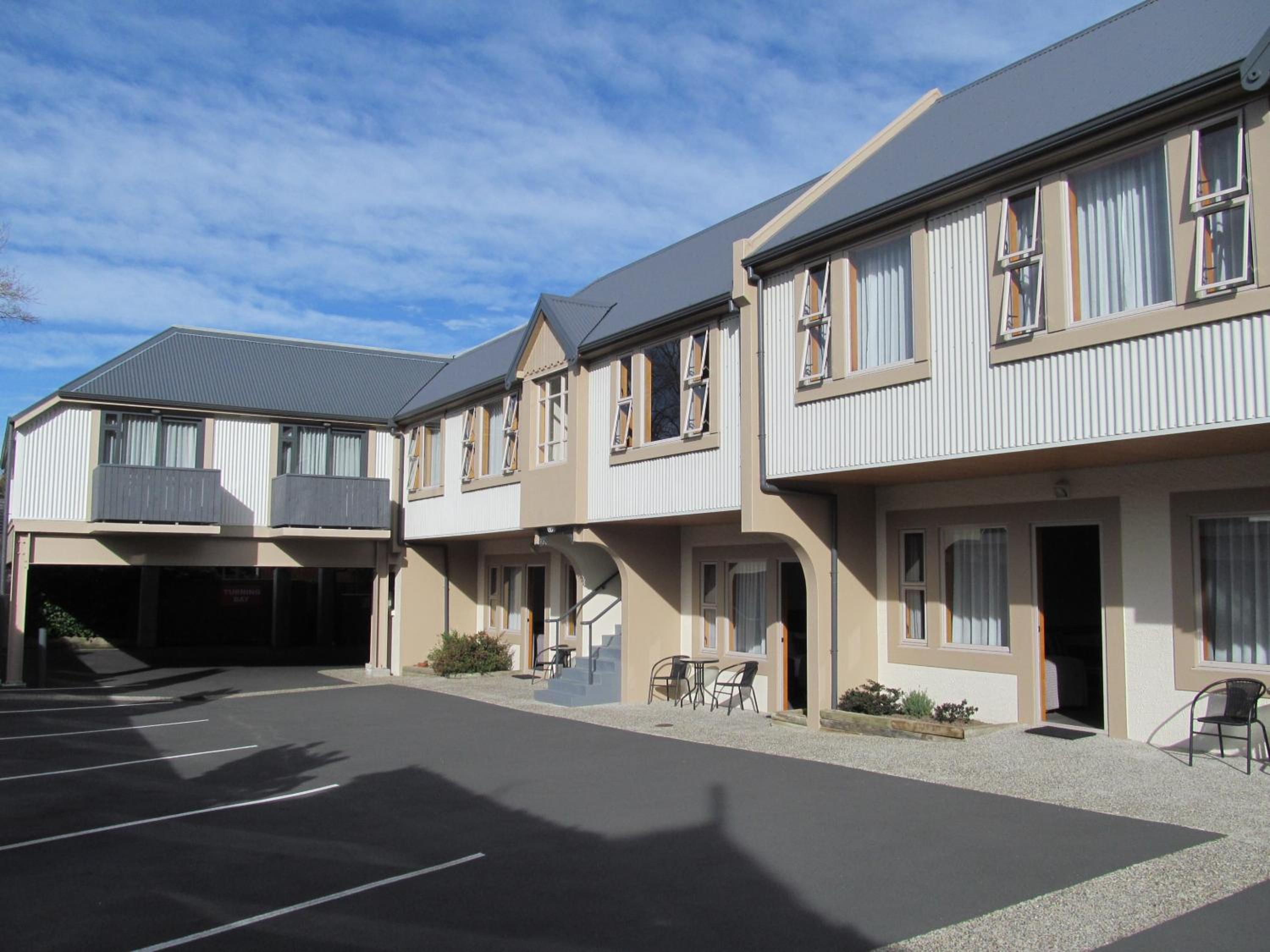 Amross Motel - Image 3