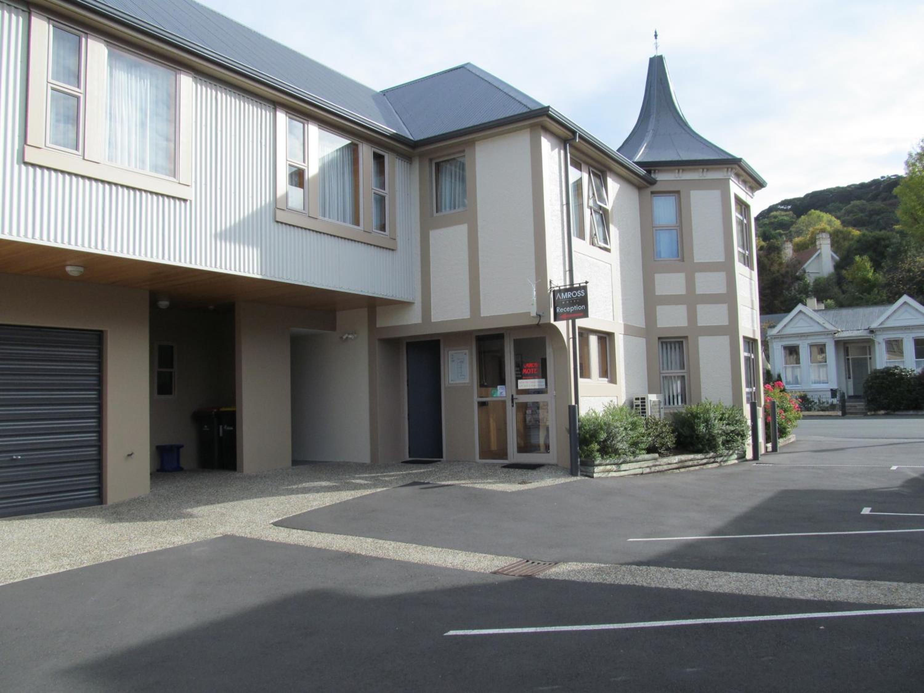 Amross Motel - Image 2