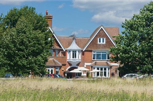The Hickstead Hotel By Uno-FREE PARKING