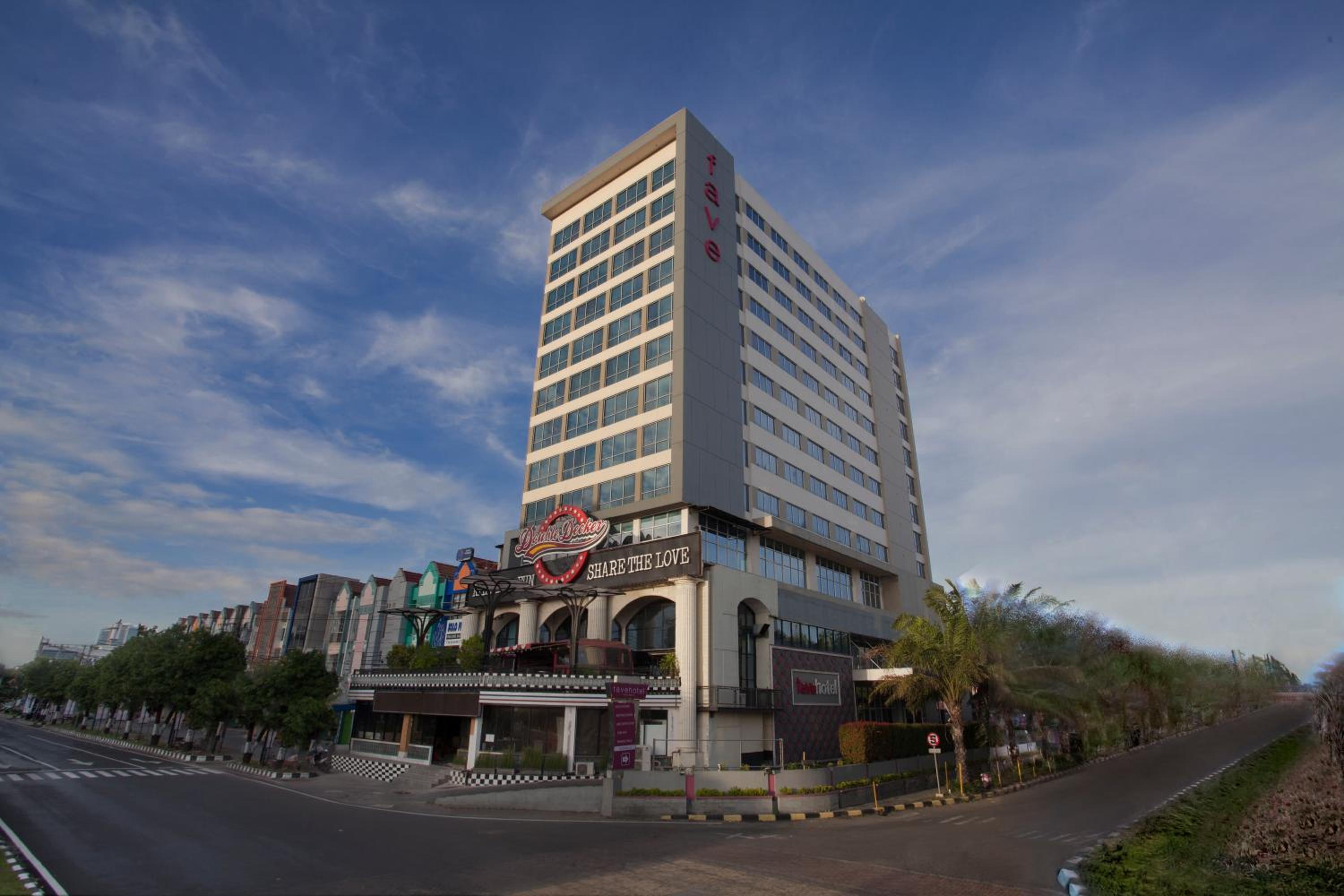 Solo Vacations - favehotel Solo Baru - Property Image 2