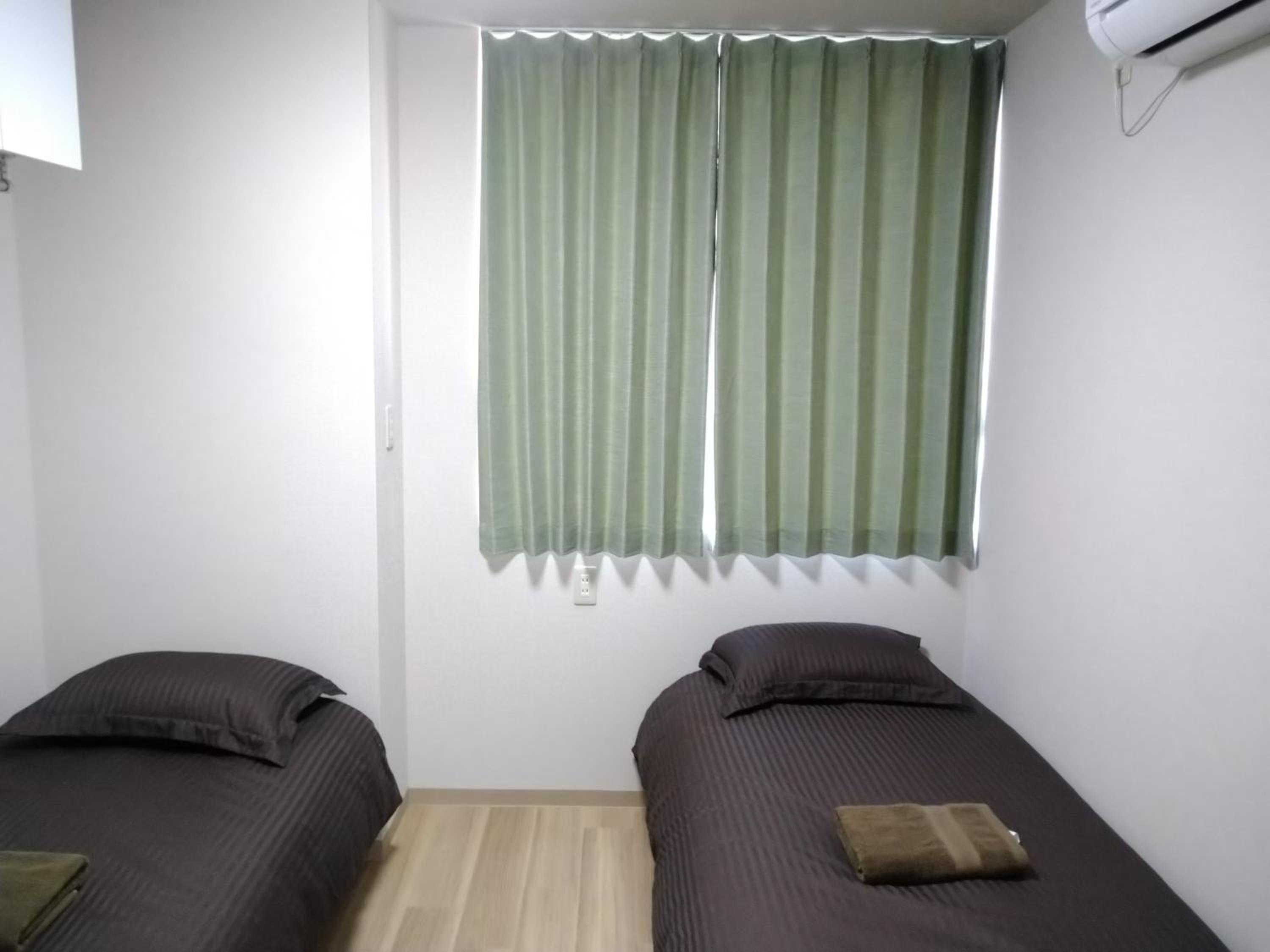 Issyuku Higashiueno Hotel