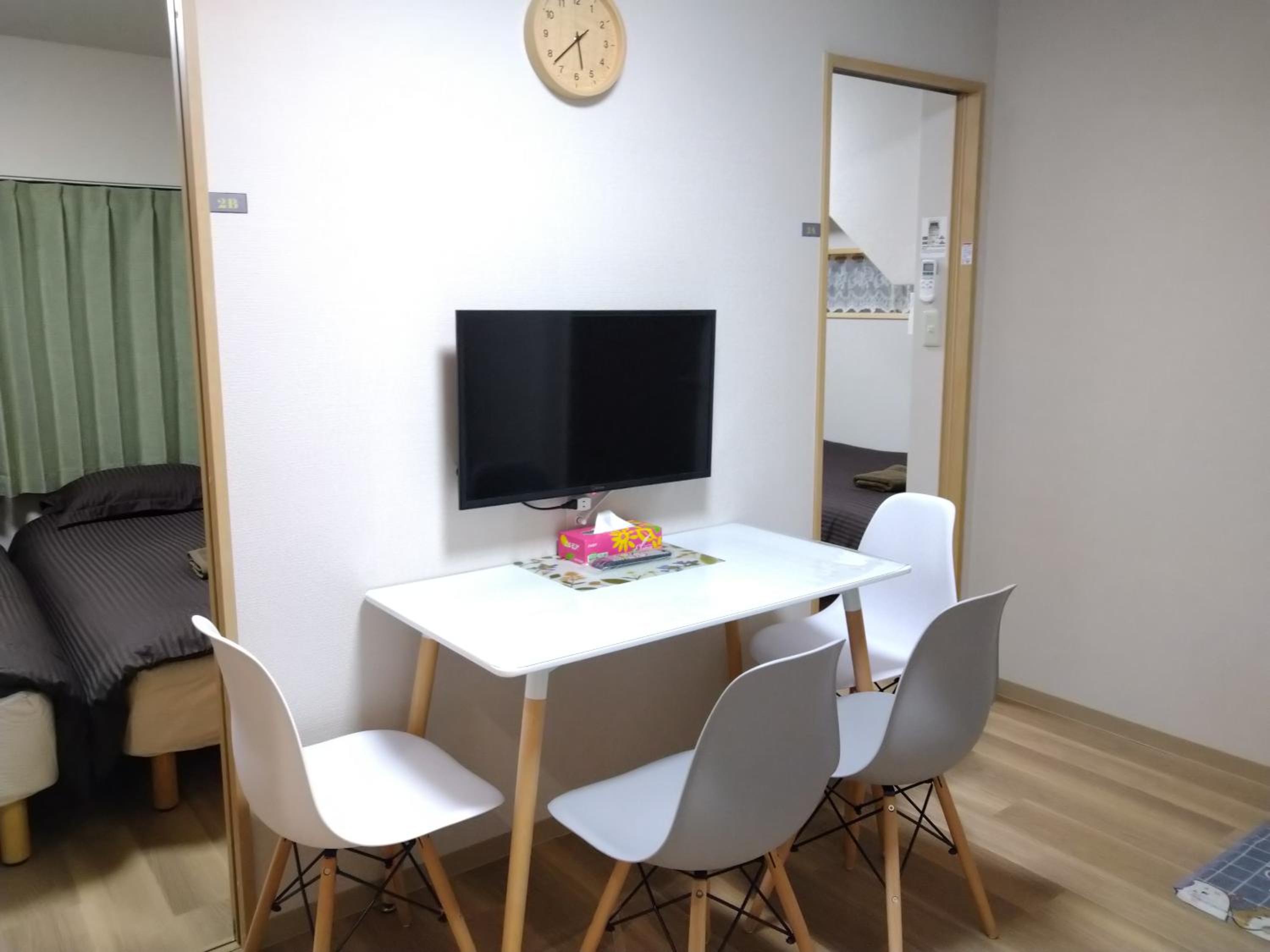 Issyuku Higashiueno Hotel