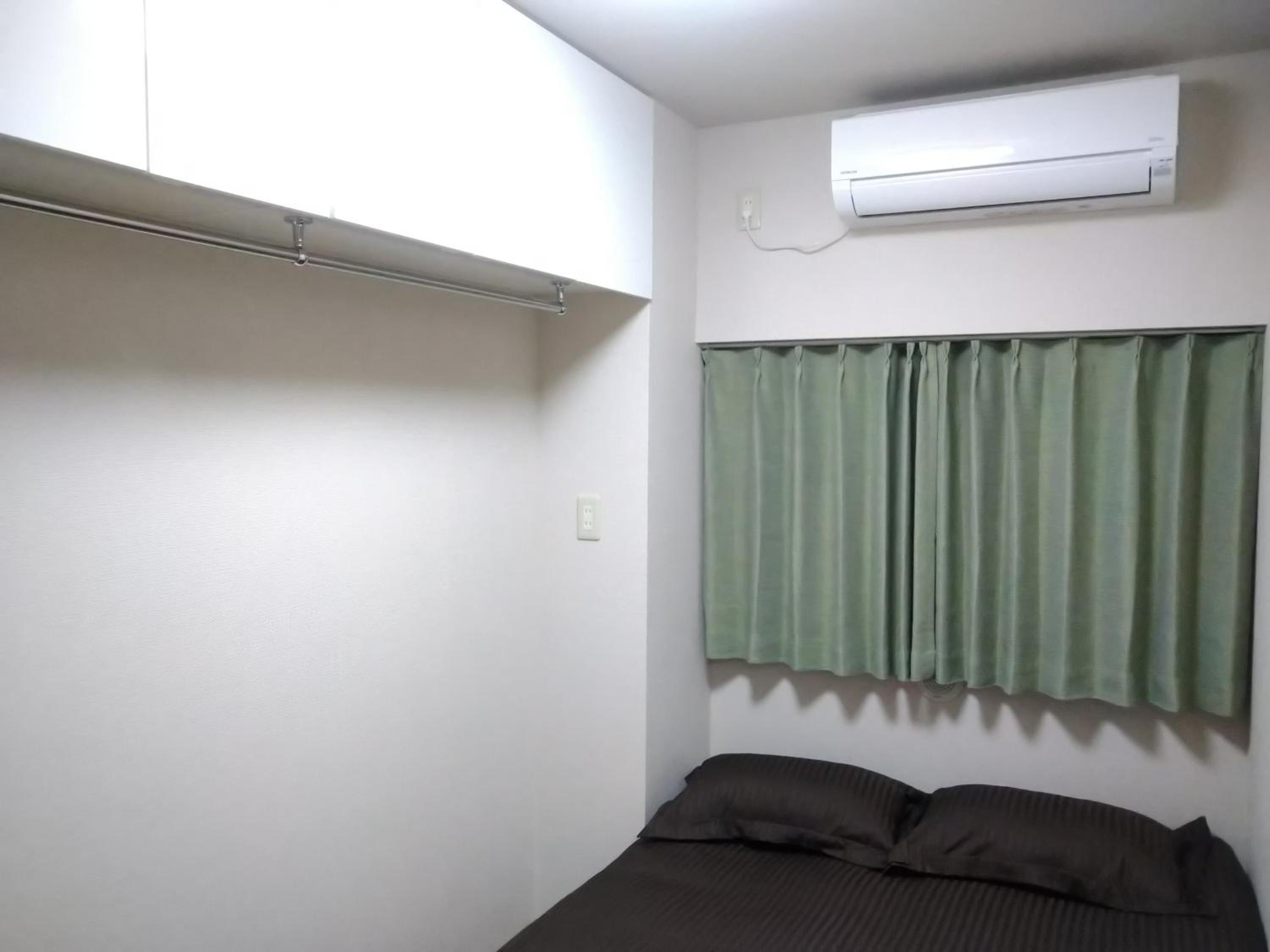 Issyuku Higashiueno Hotel