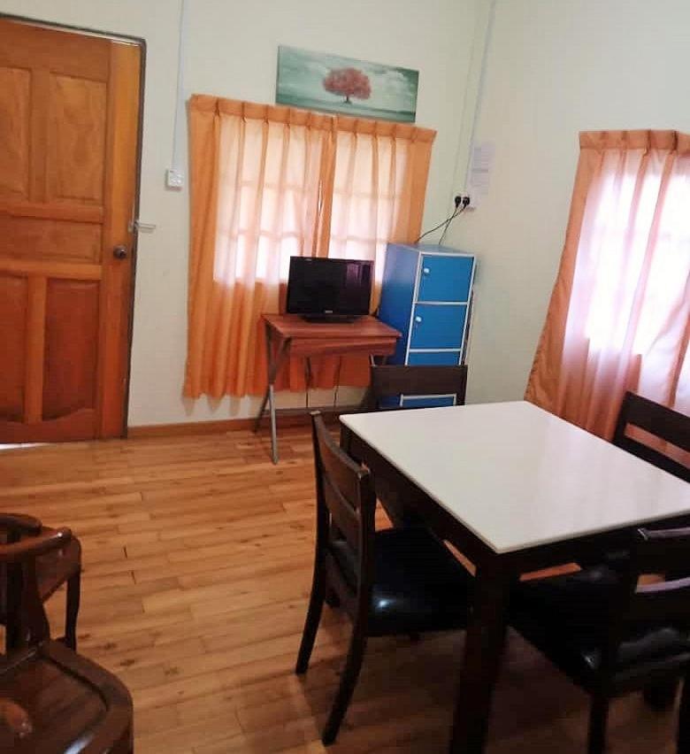 Photo 33