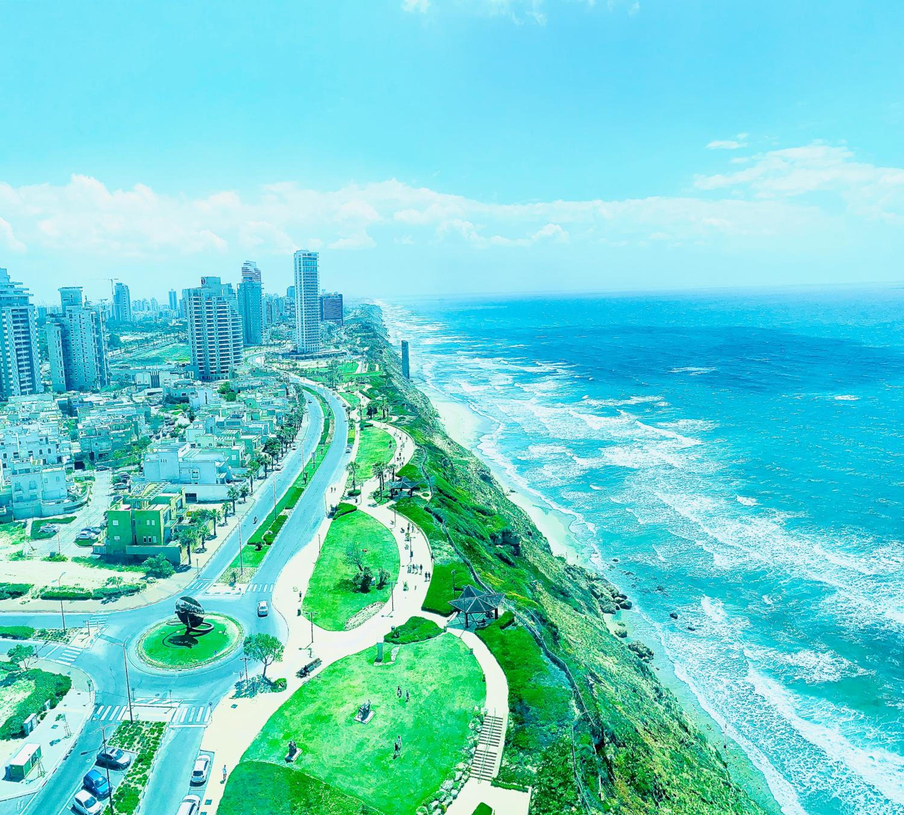 Sea Breeze Apartments