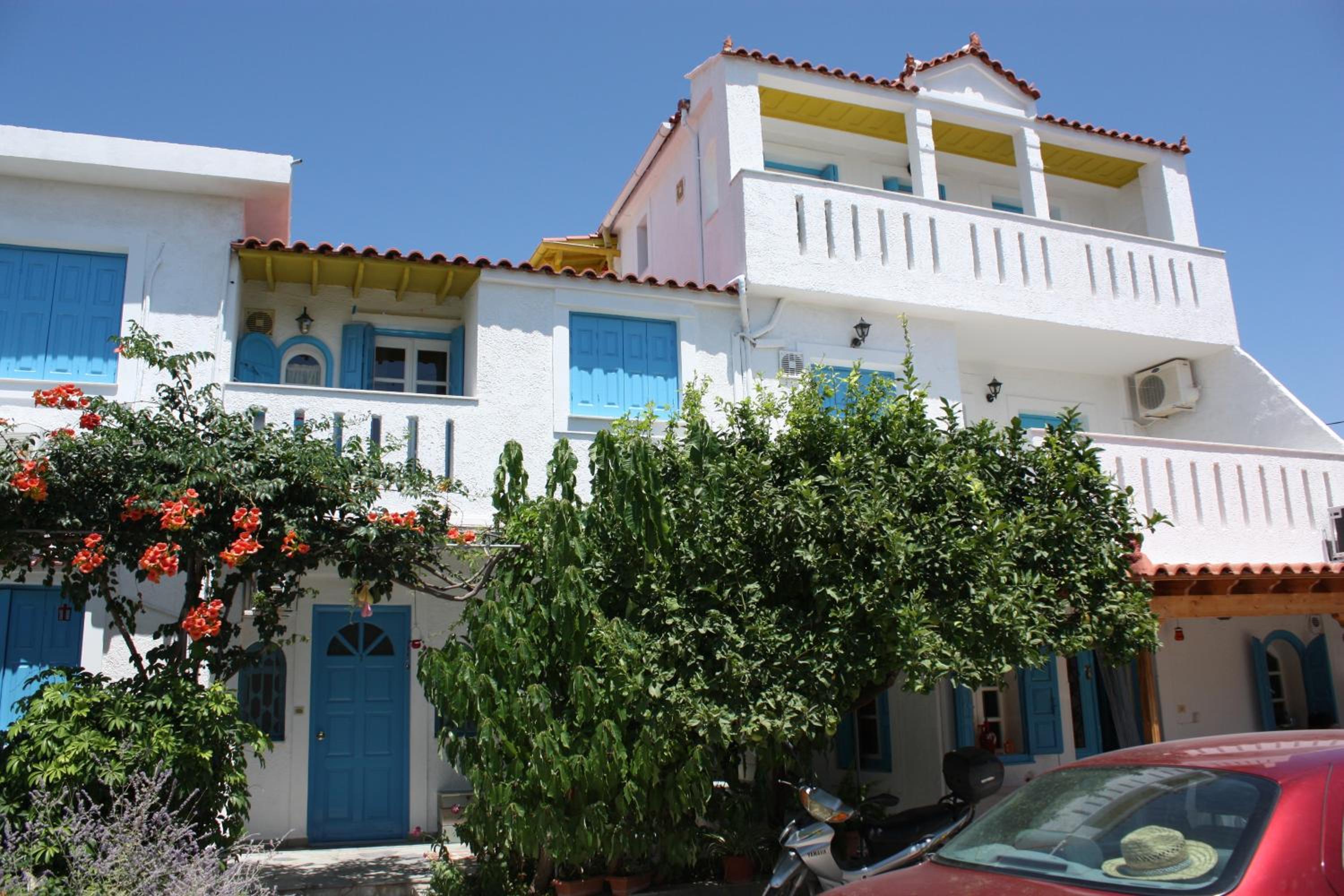 PELAGIA KAMPOS MARATHOKAMPOU APARTMENTs view 4