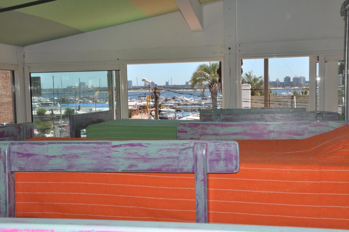 Photo 44