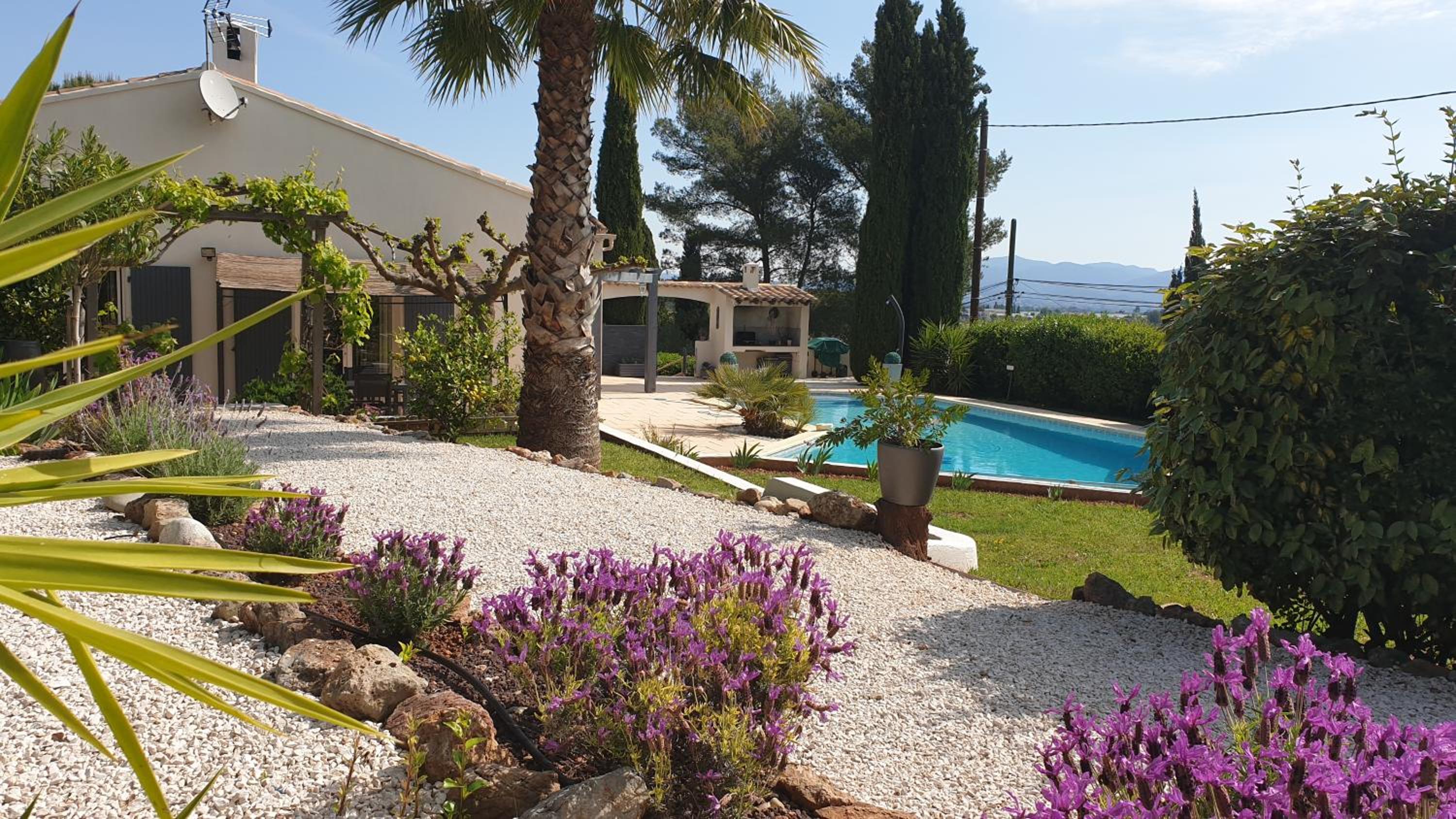 La Villa d'Olivène view 3
