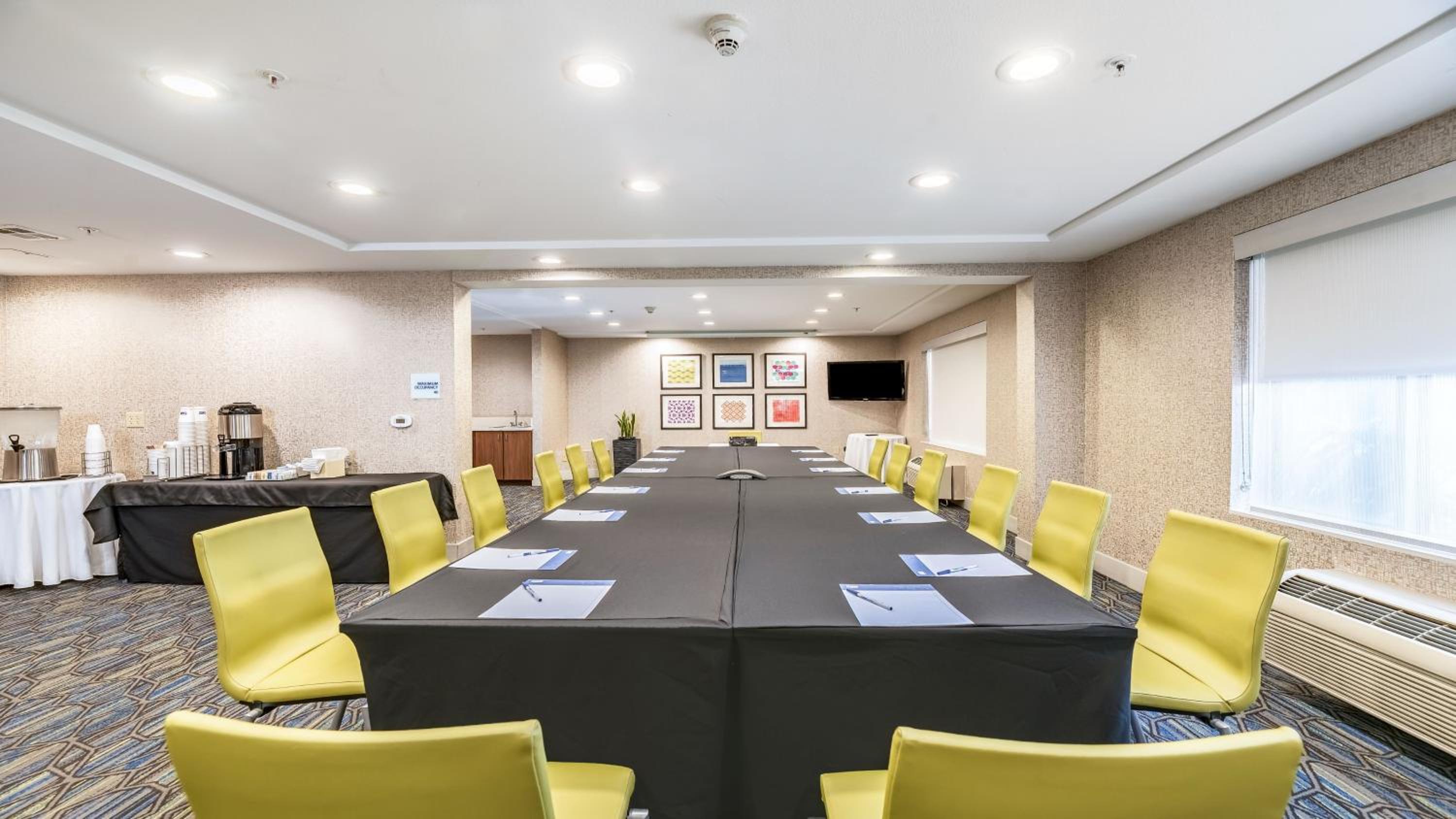 Holiday Inn Express Fremont - Milpitas Central, an IHG Hotel - Property Image 16