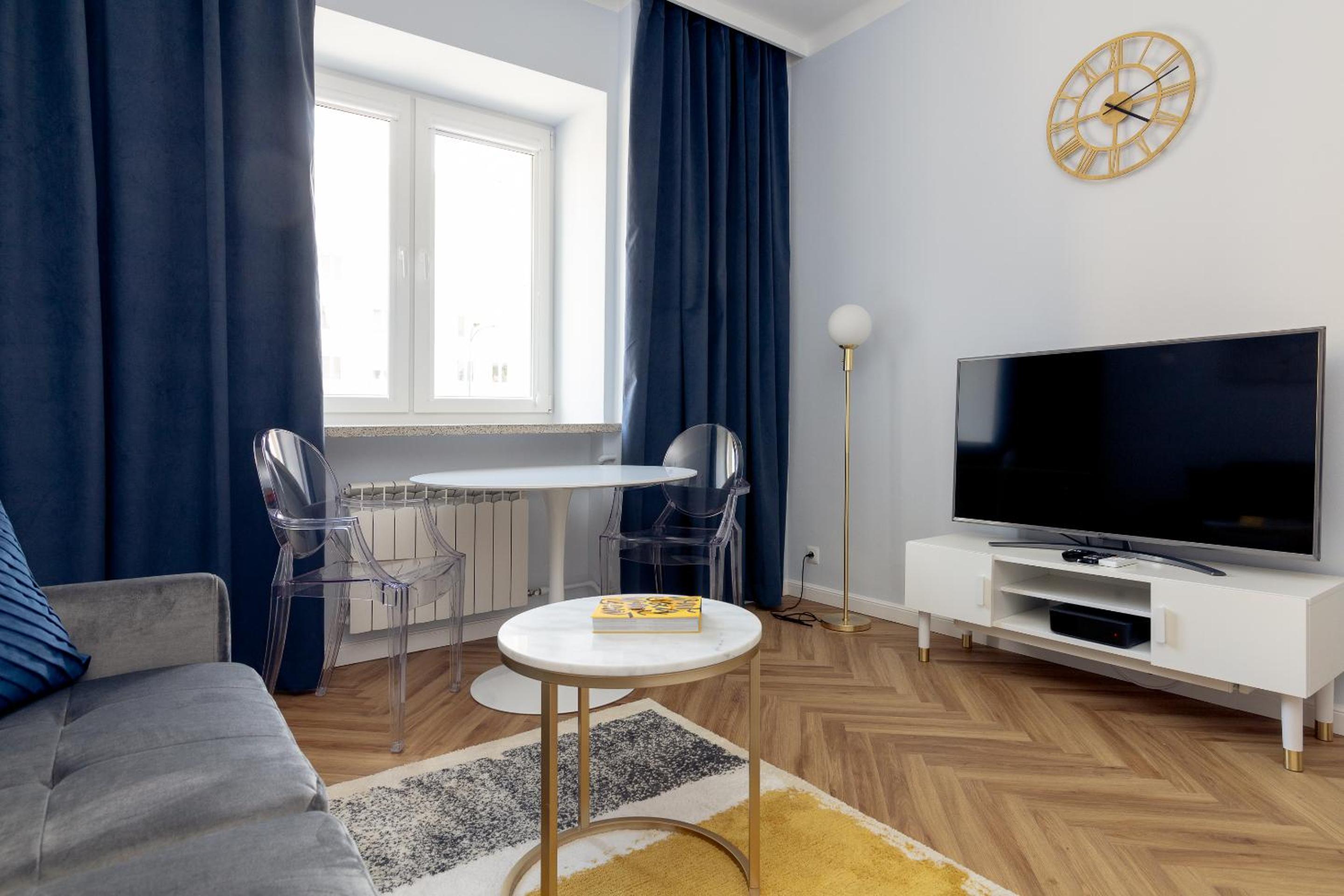 Metro Politechnika Cosy Apartment view 5