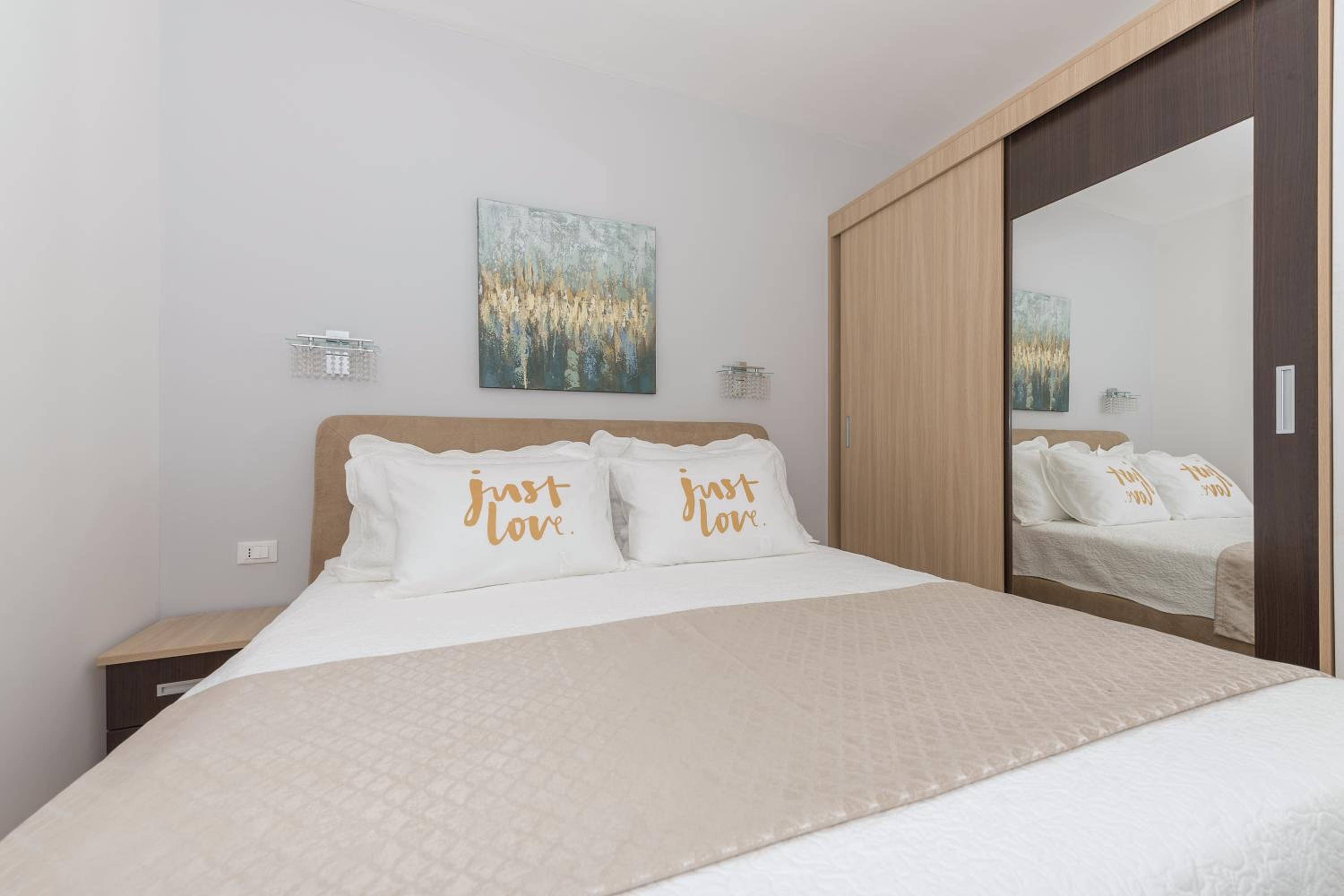 Long Apartment