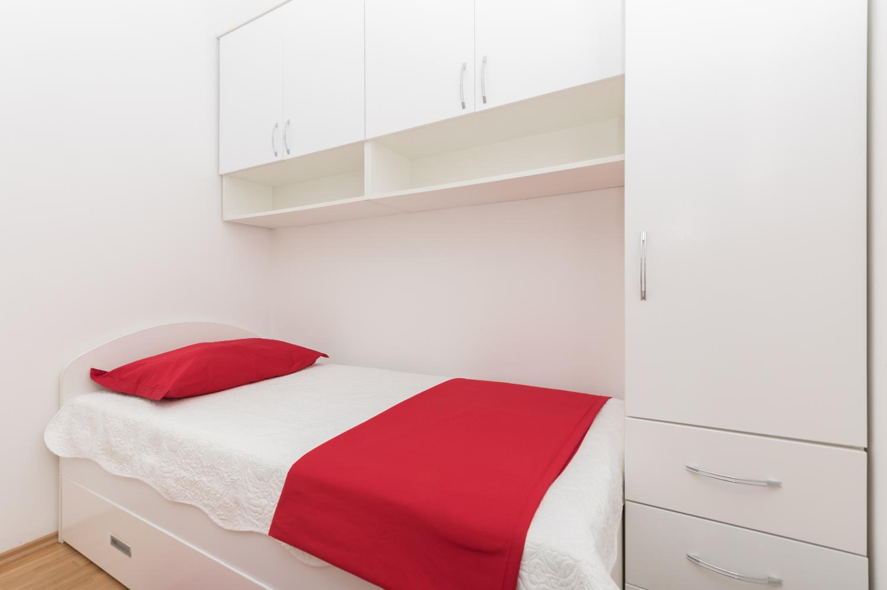 Long Apartment