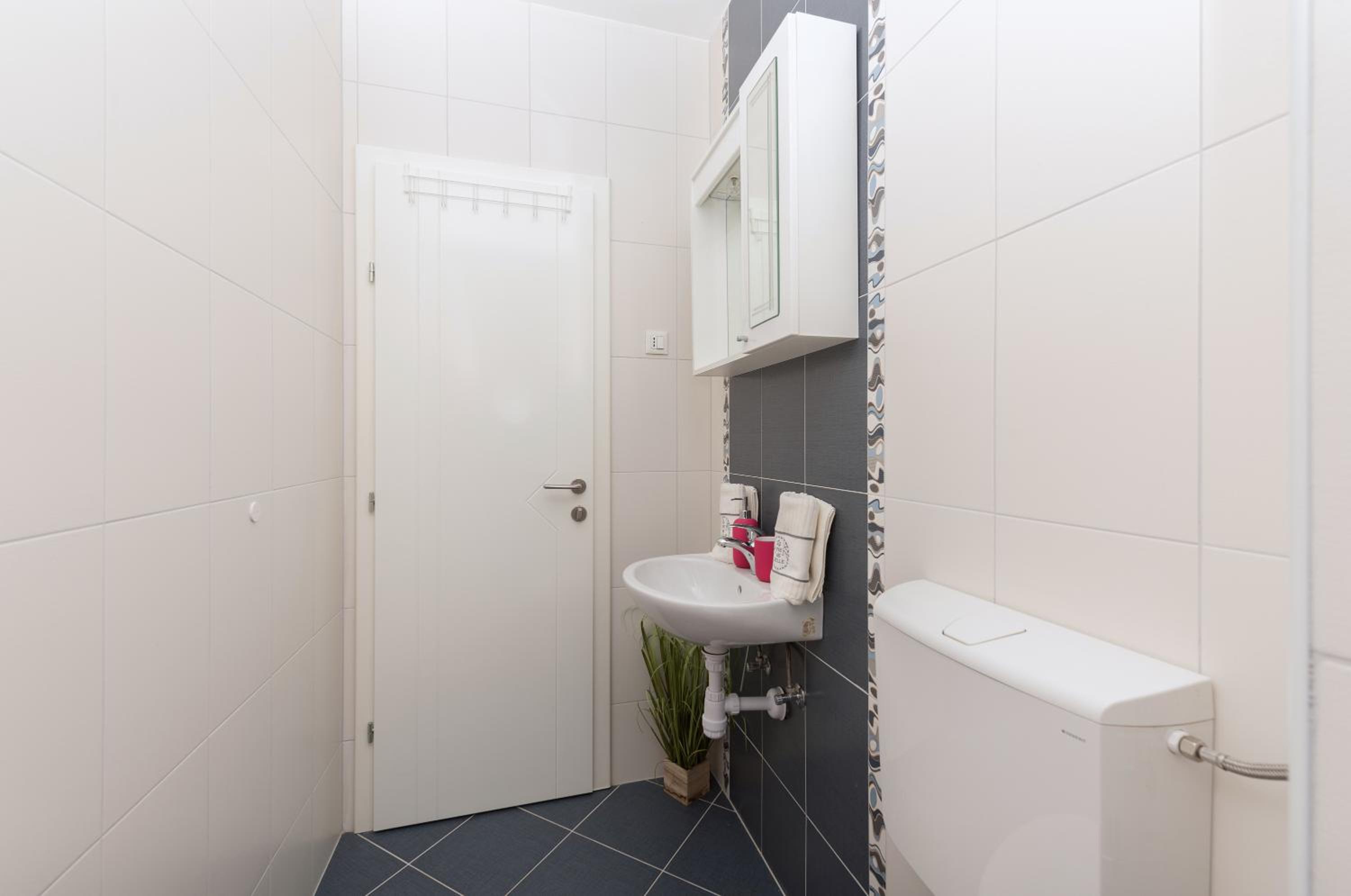 Long Apartment