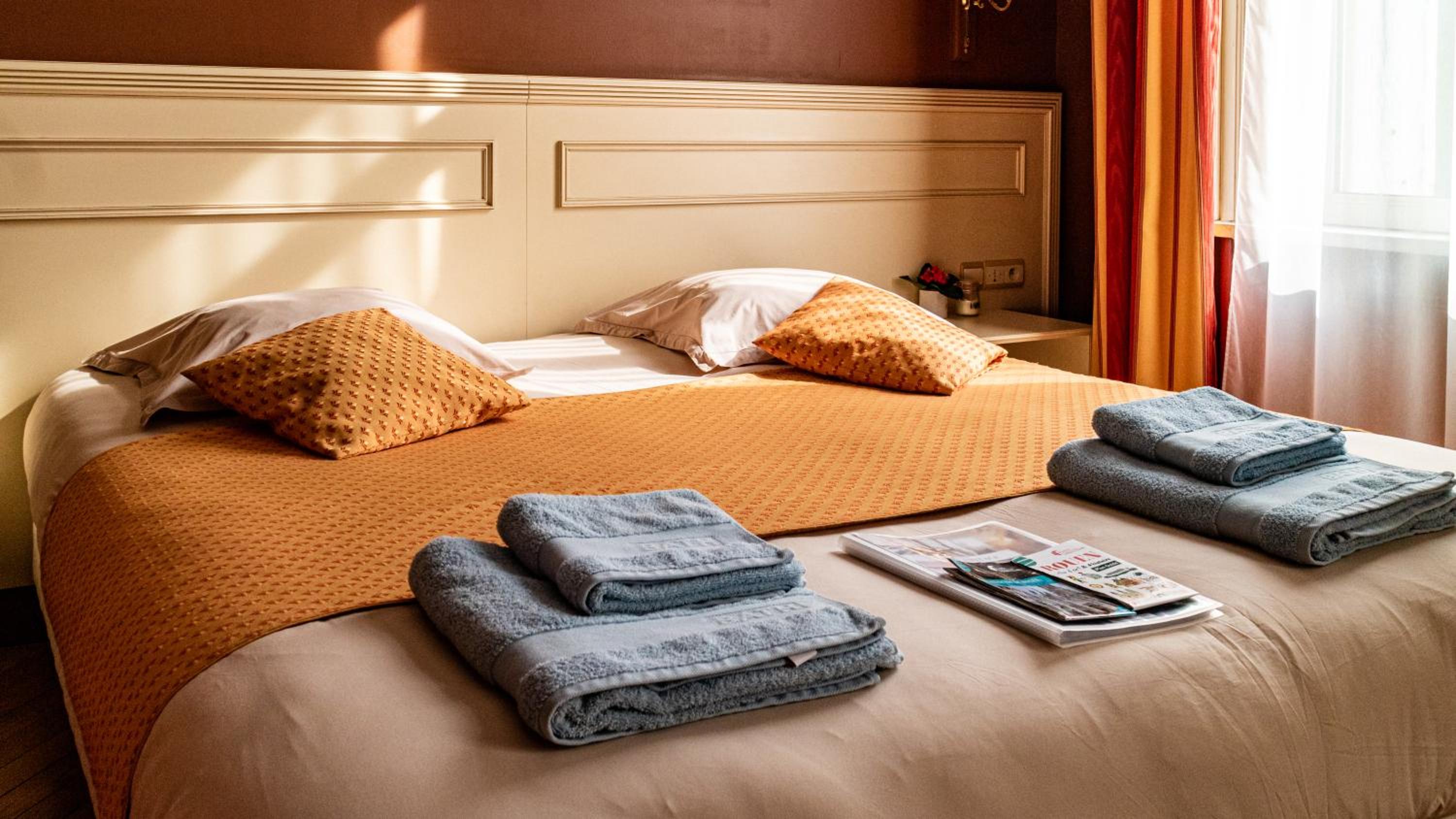 Hotel La Villa - Image 1