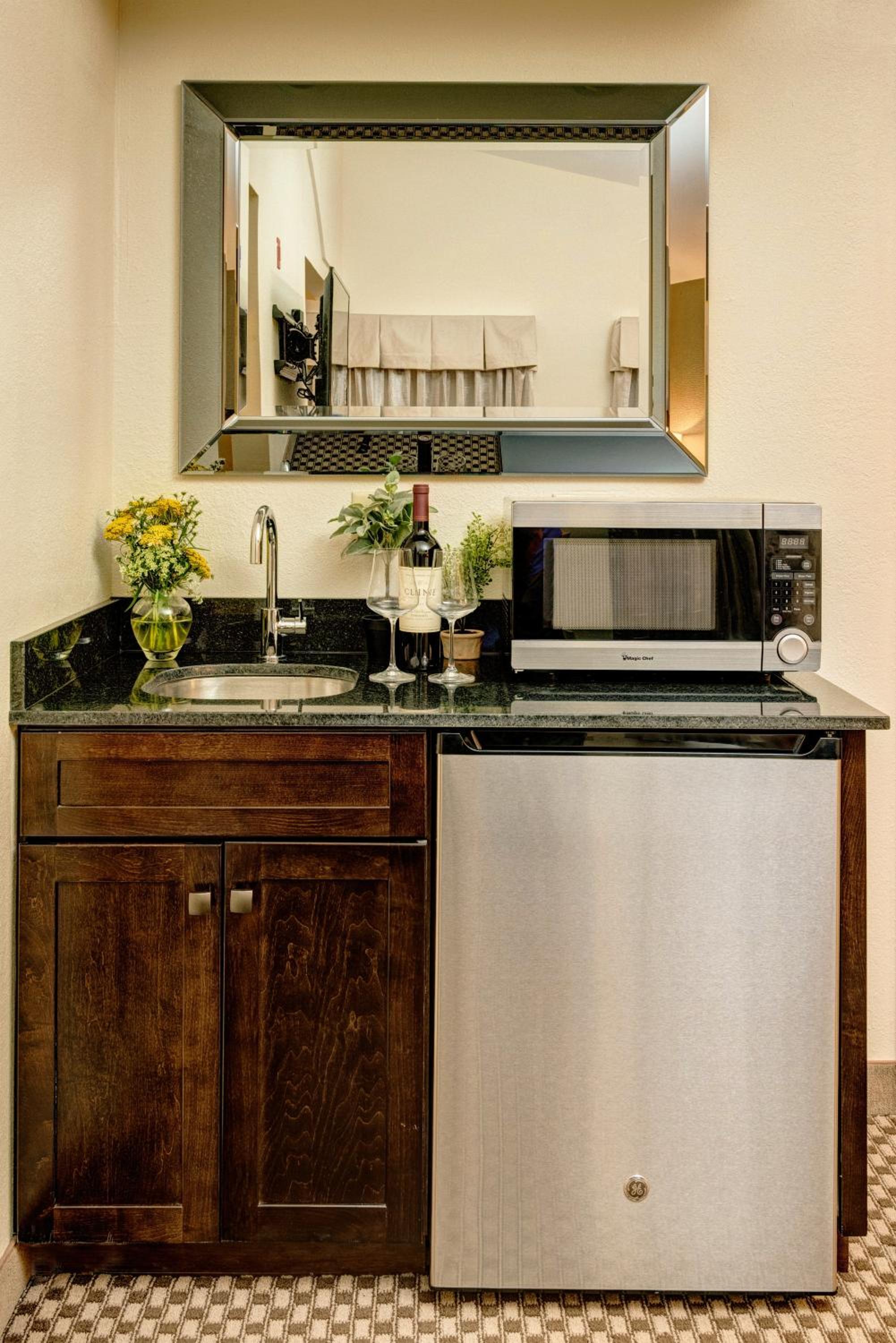 Dover Vacations - Garrison Hotel Suites Dover-Portsmouth, Ascend Hotel Collection - Property Image 40