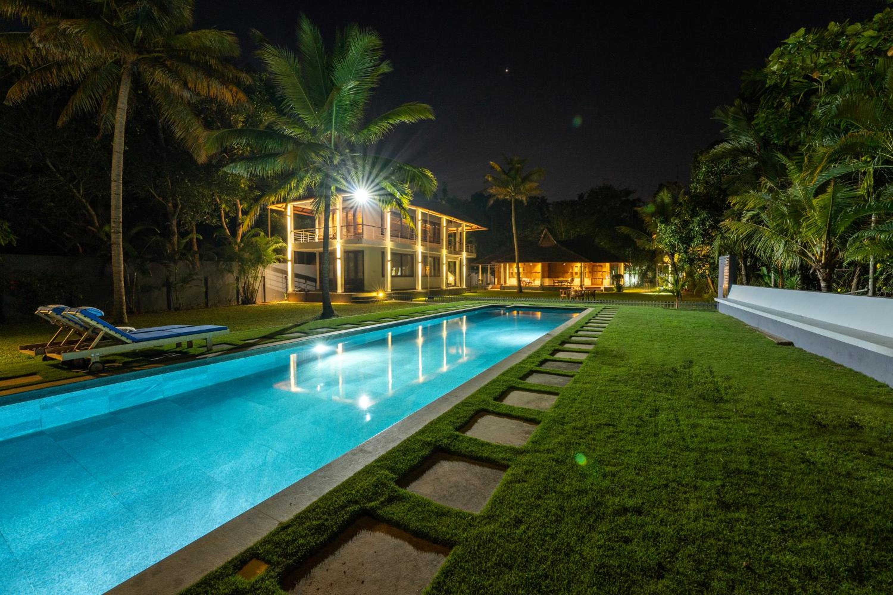 amã Stays & Trails, Pathiramanal Villa view 2