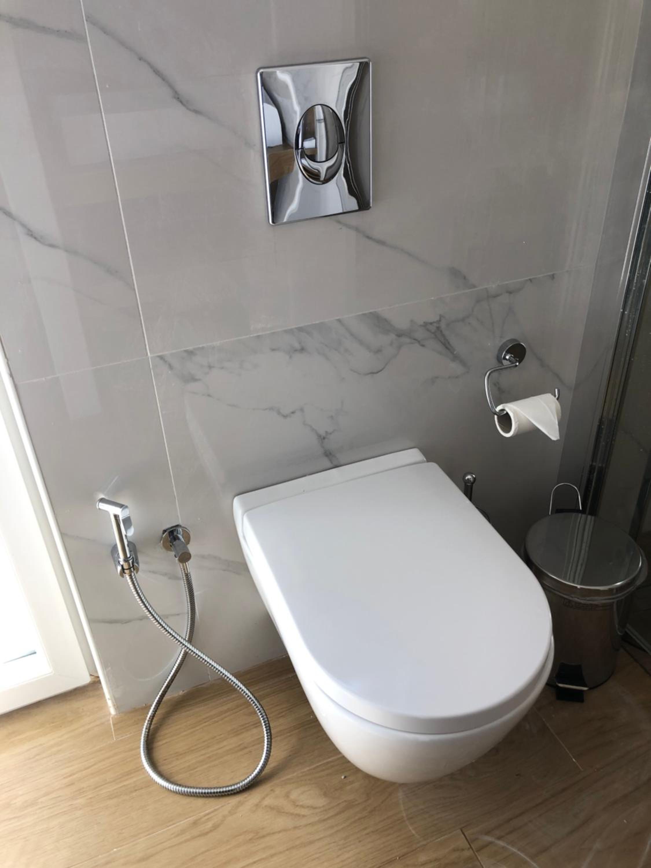 Metropolitan Complex Suite Faliro en Piraeus — bathroom