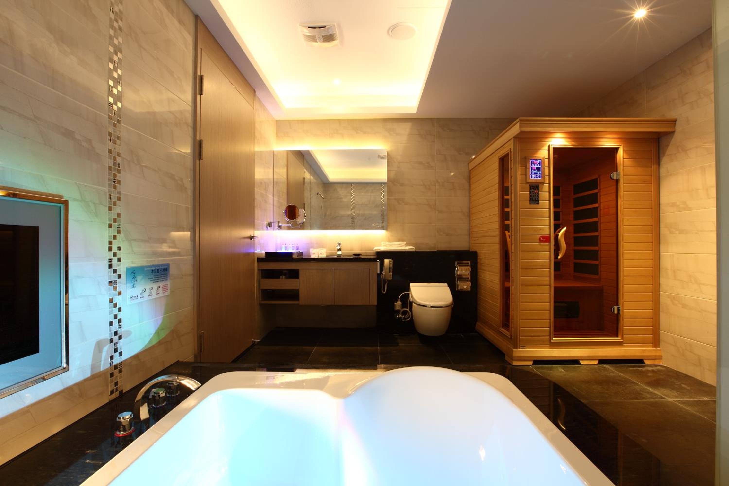 Icloud Luxury Resort & Hotel