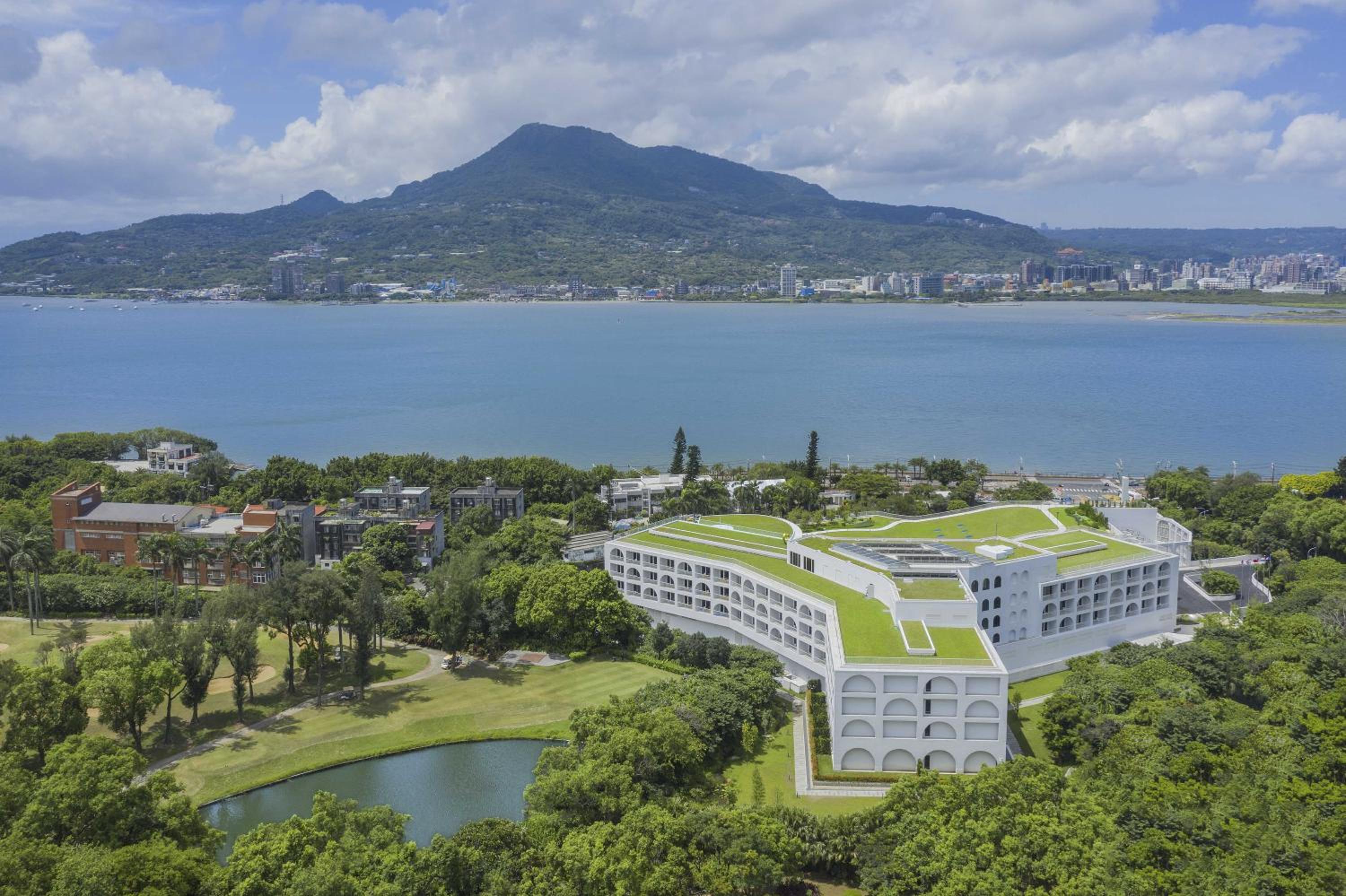 Golden Tulip FAB Hotel New Taipei