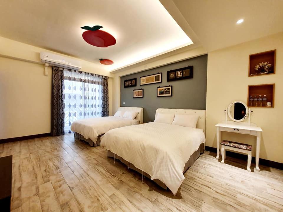 Miao Miao Homestay with Lift view 4
