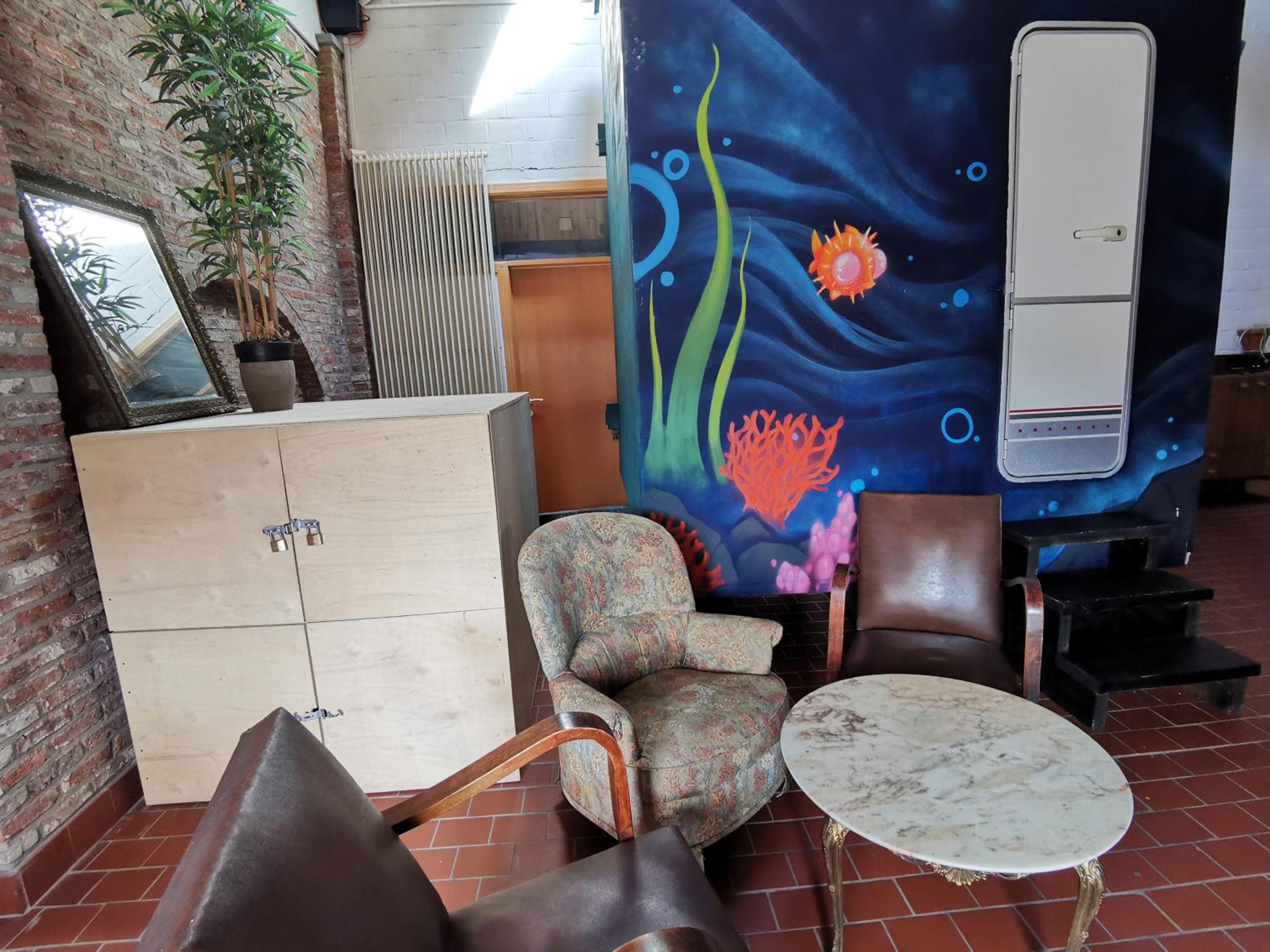 lounge