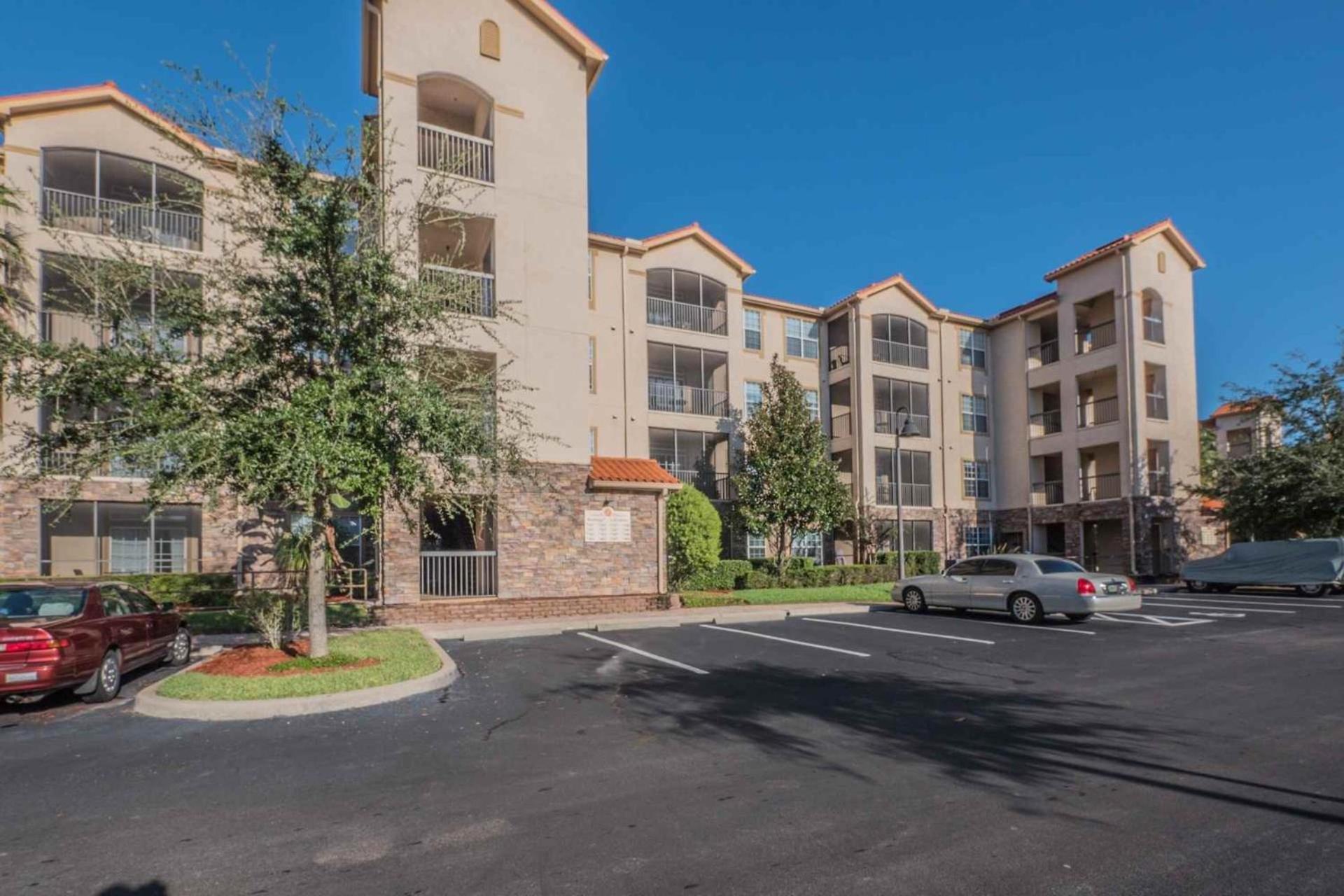 1361 Tuscana view 4