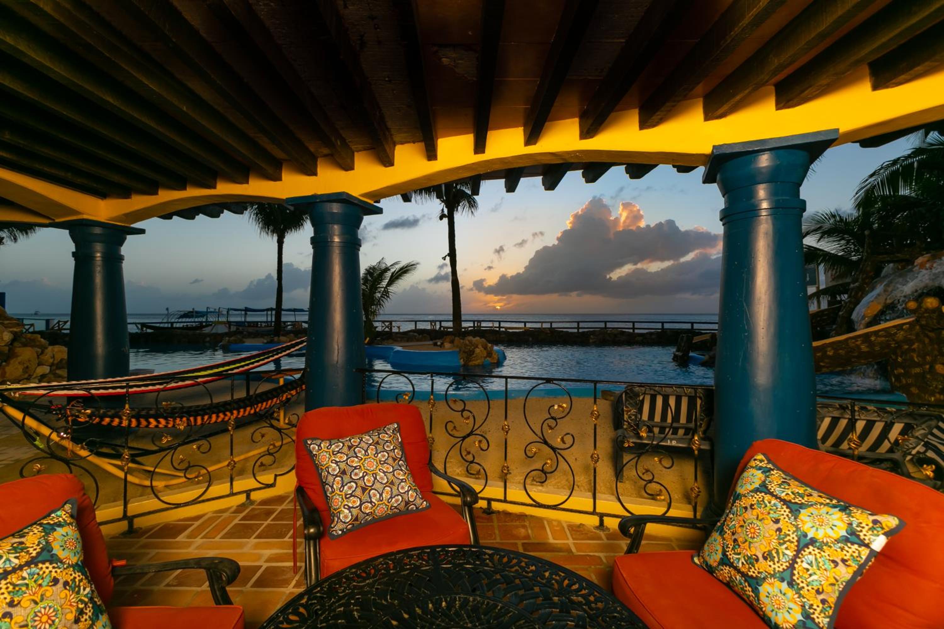 Caribe Tesoro - Photo 37