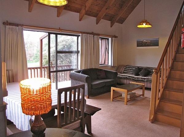 Park Avenue - Ohakune Holiday Home view 4