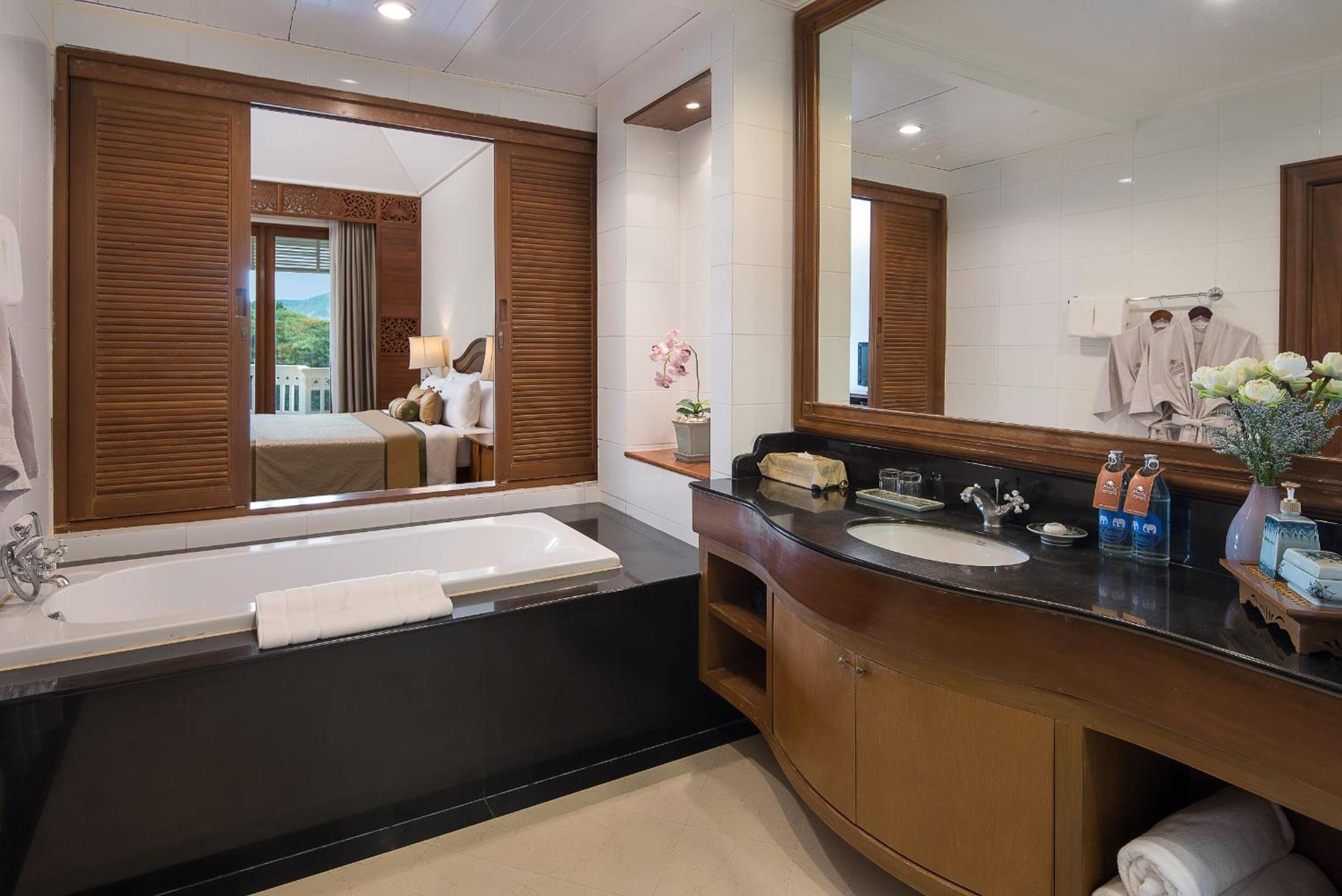 Dheva Mantra Resort