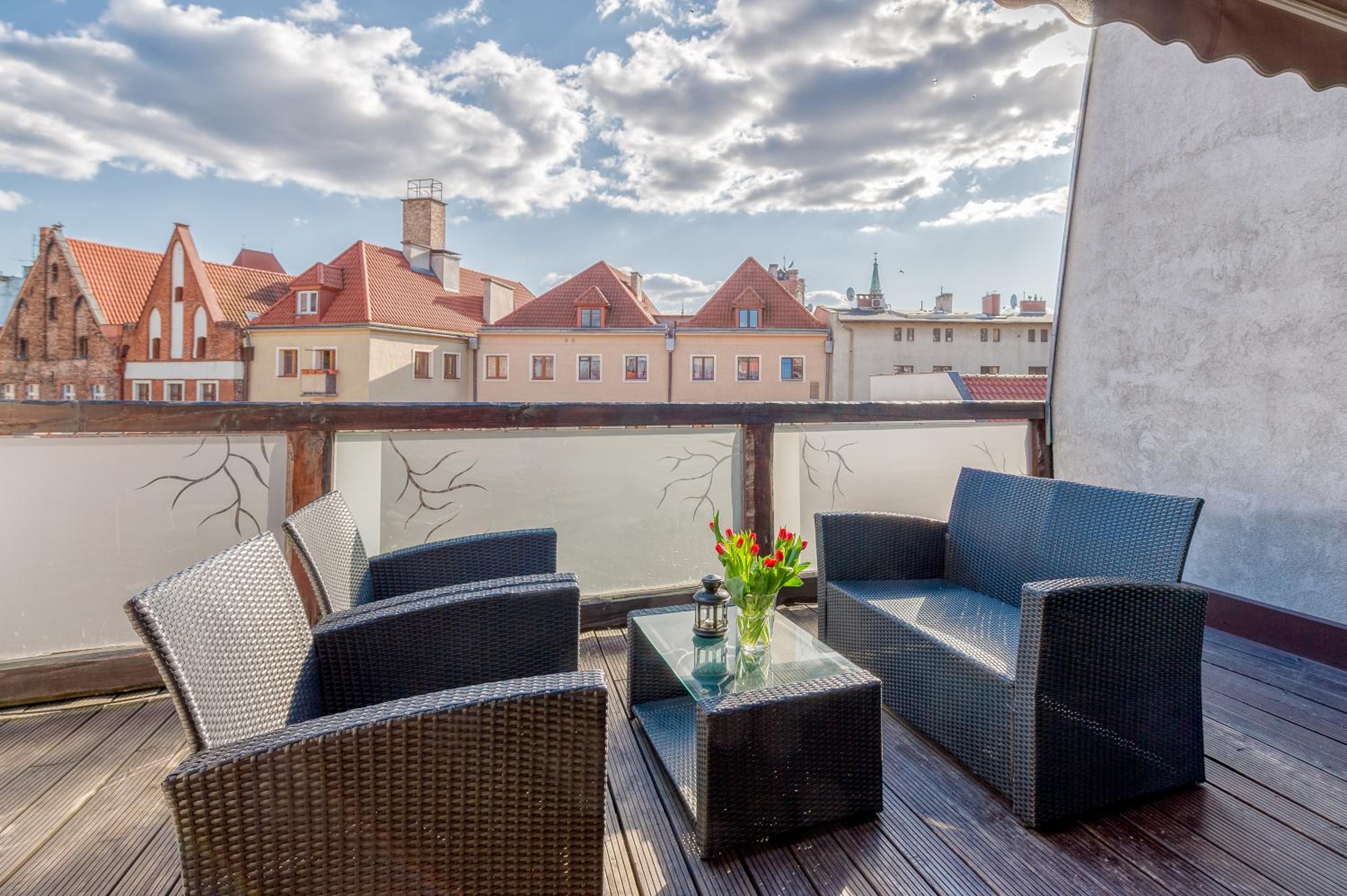 balance & terrace