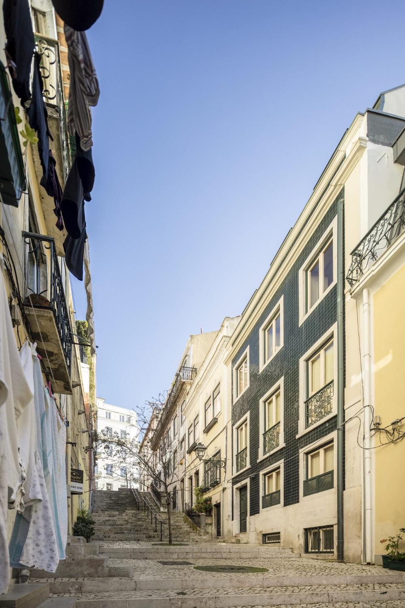 Casas na Portuguesa - Bica Chiado view 2