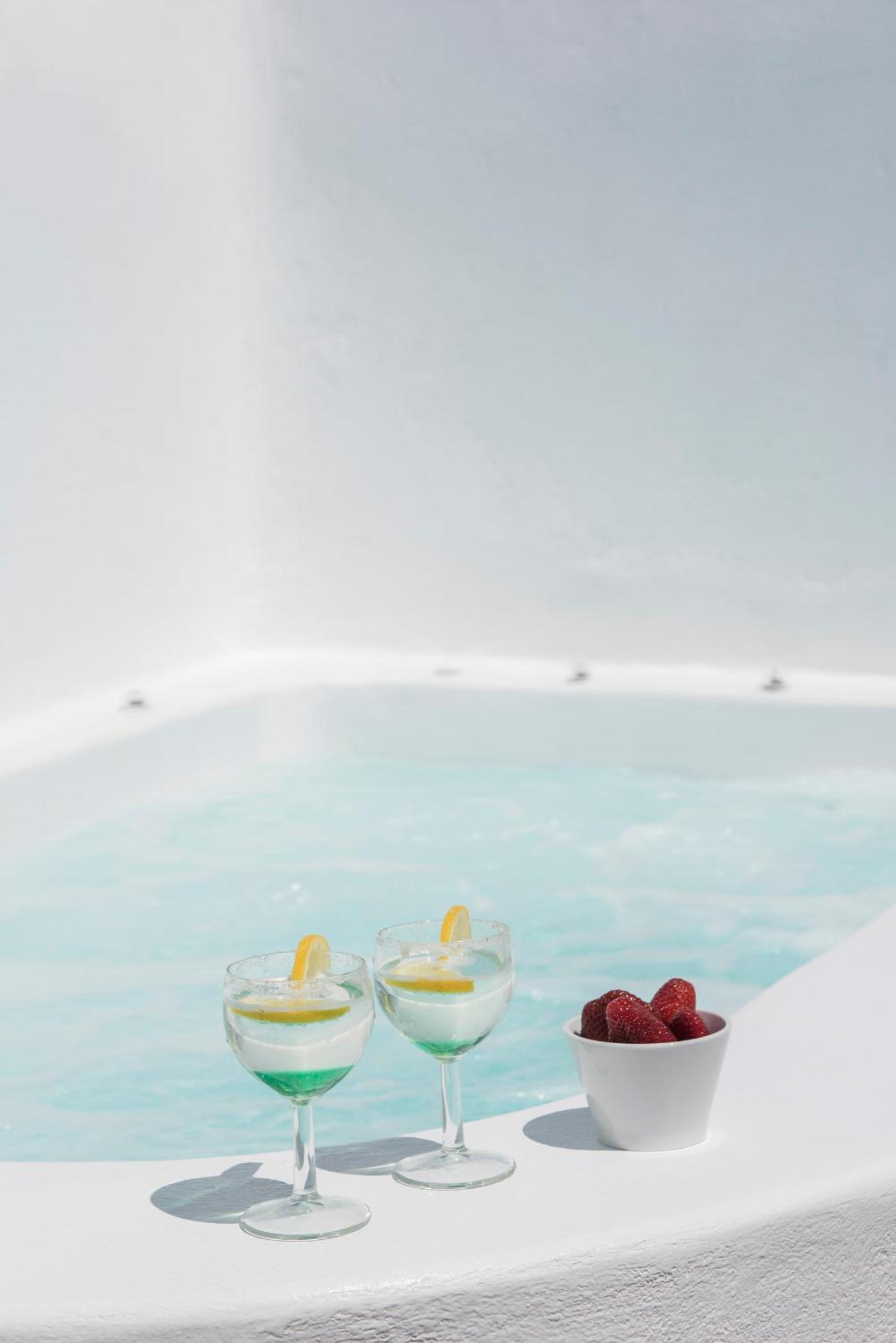 Santorini 180 Degrees photo 3