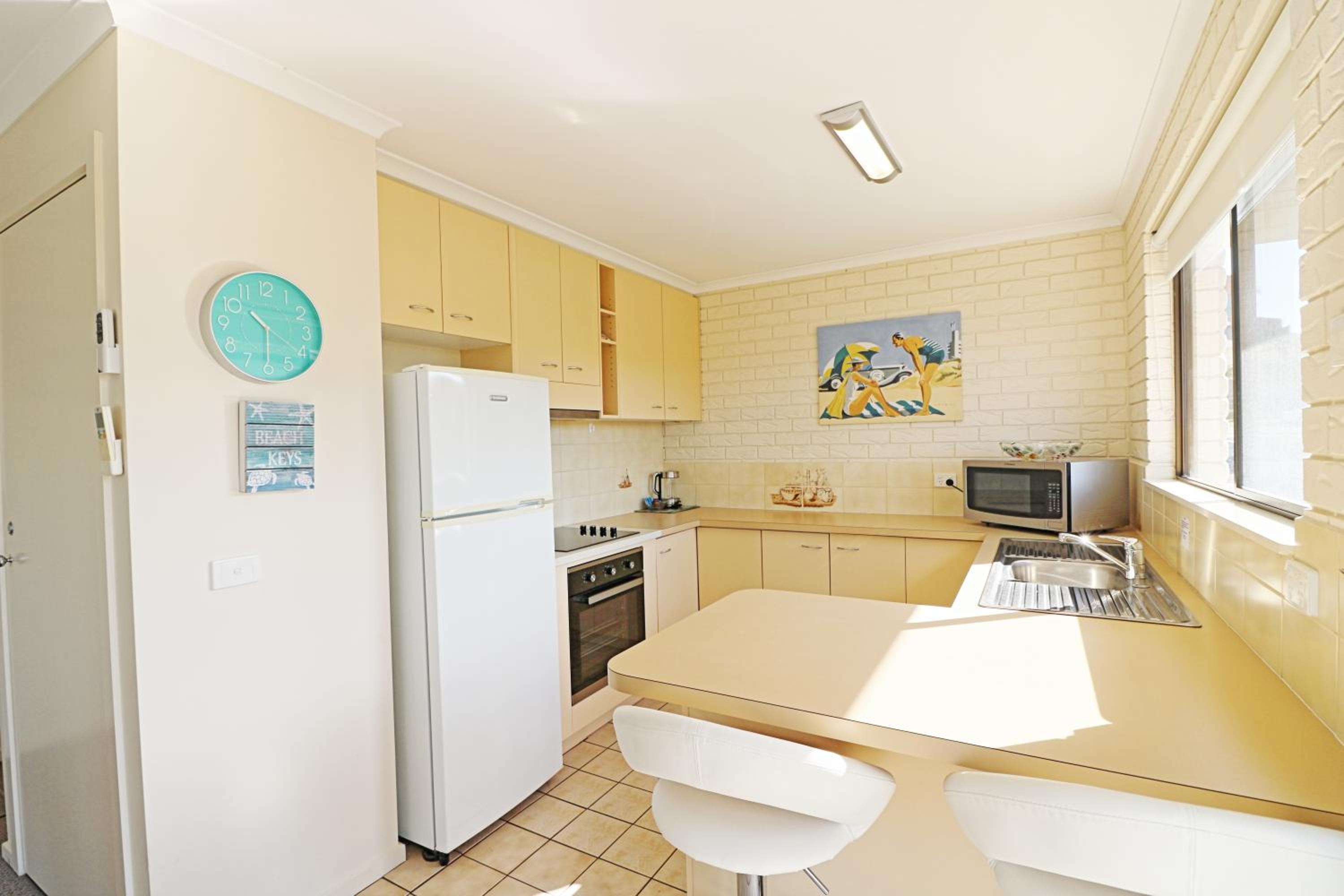 Capri Apartments