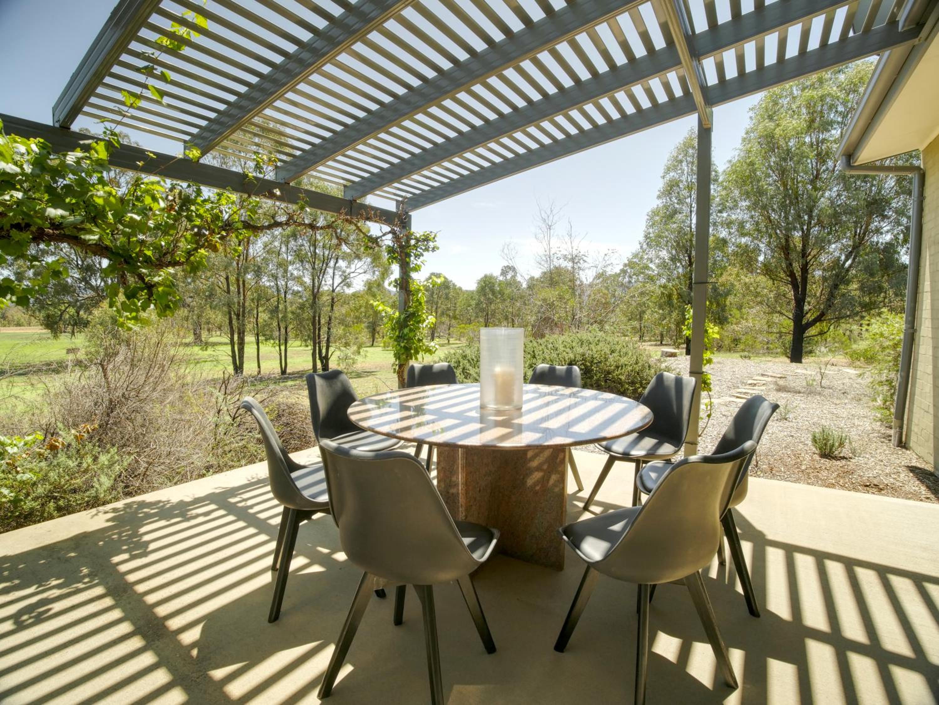 Belle Bois, Capertee Valley view 5