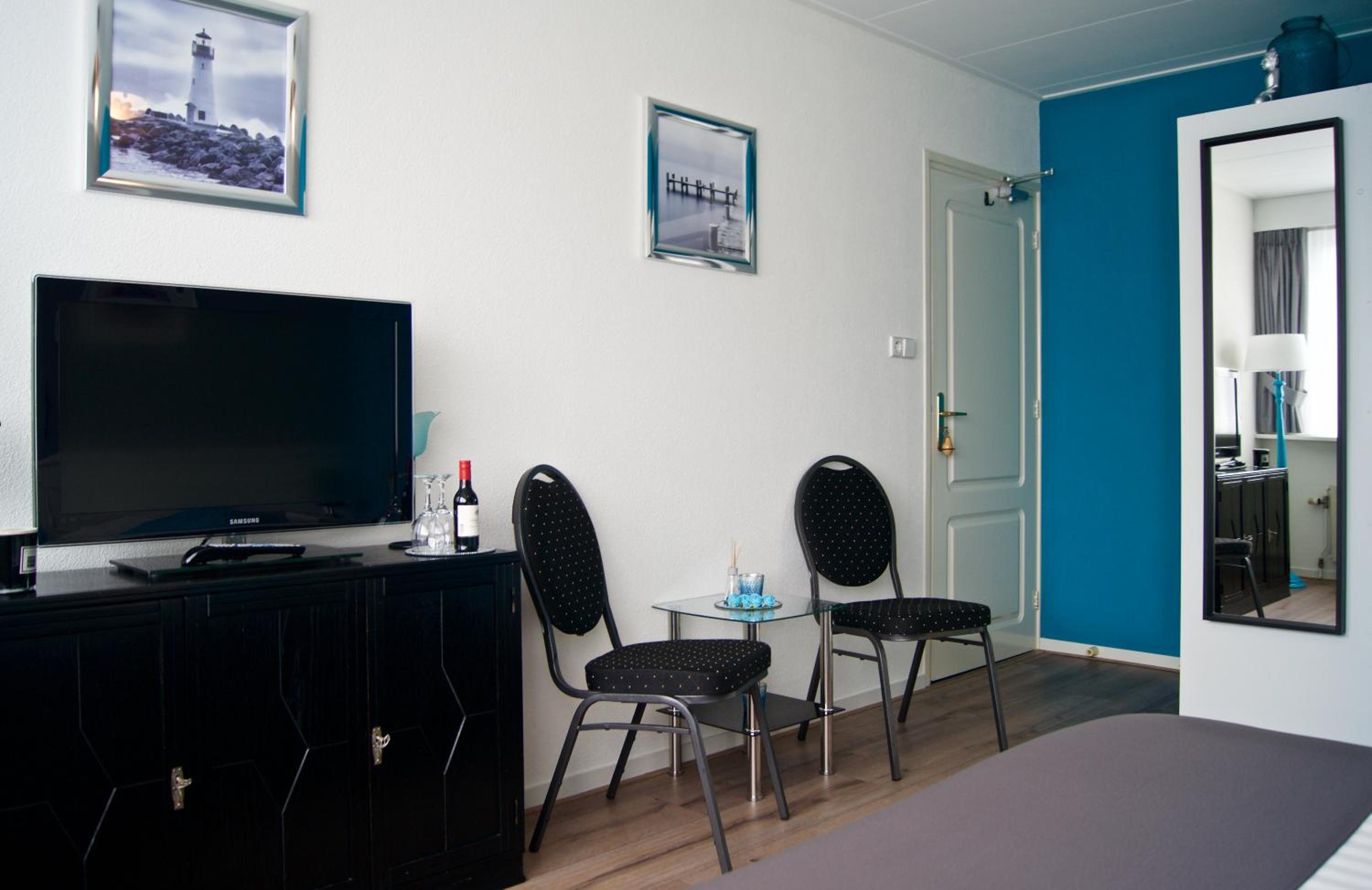 Photo 13