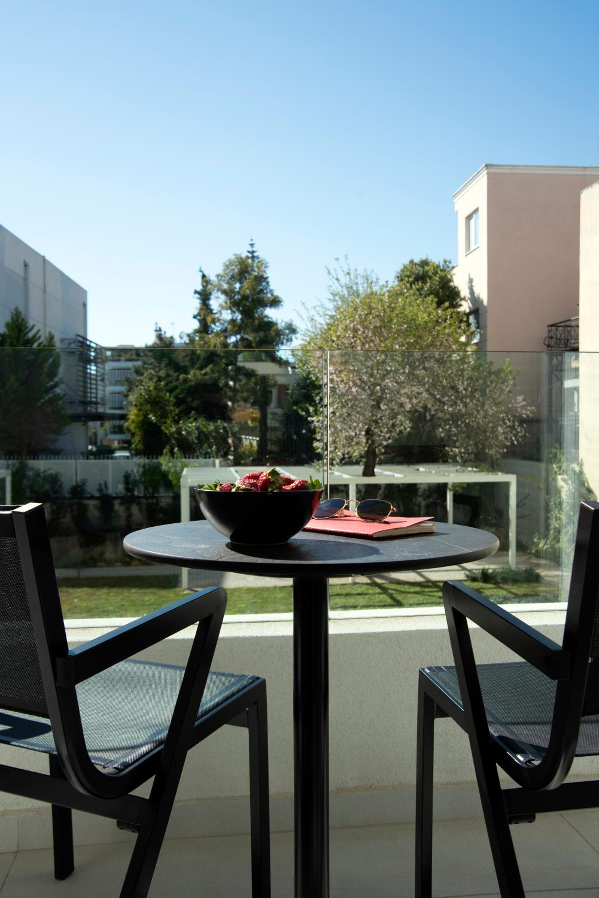Glyfada South42